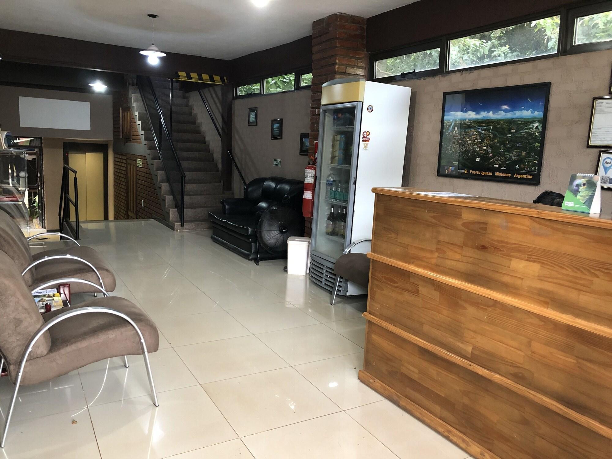 Vista Lobby hotel la familia