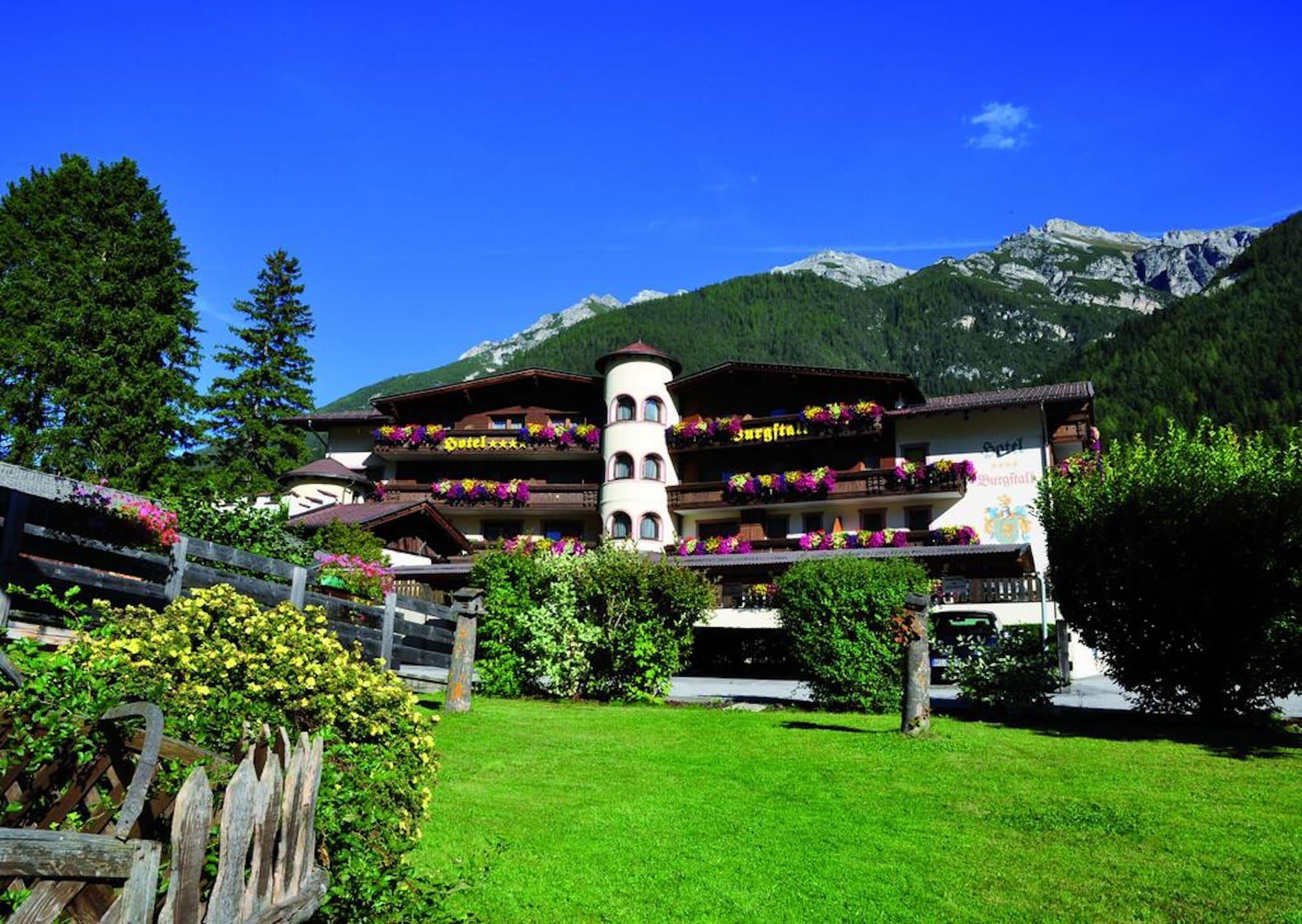 Vista Exterior Hotel Burgstall