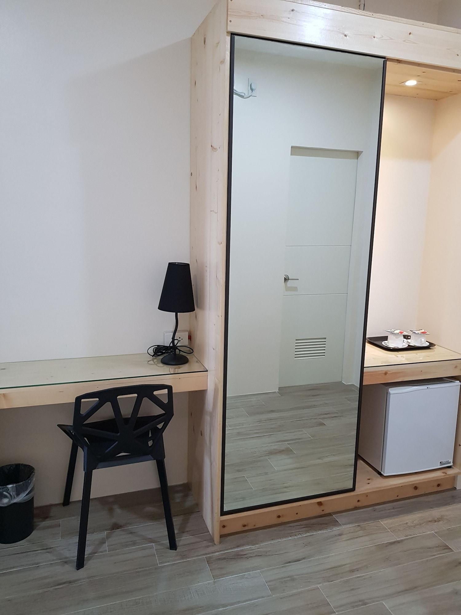 Set de Habitación F2M Tower
