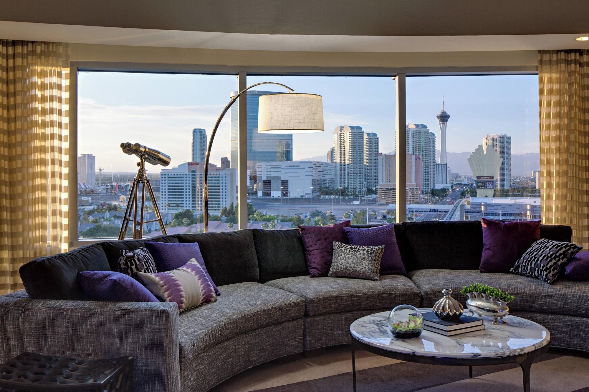 Habitación Renaissance Las Vegas Hotel