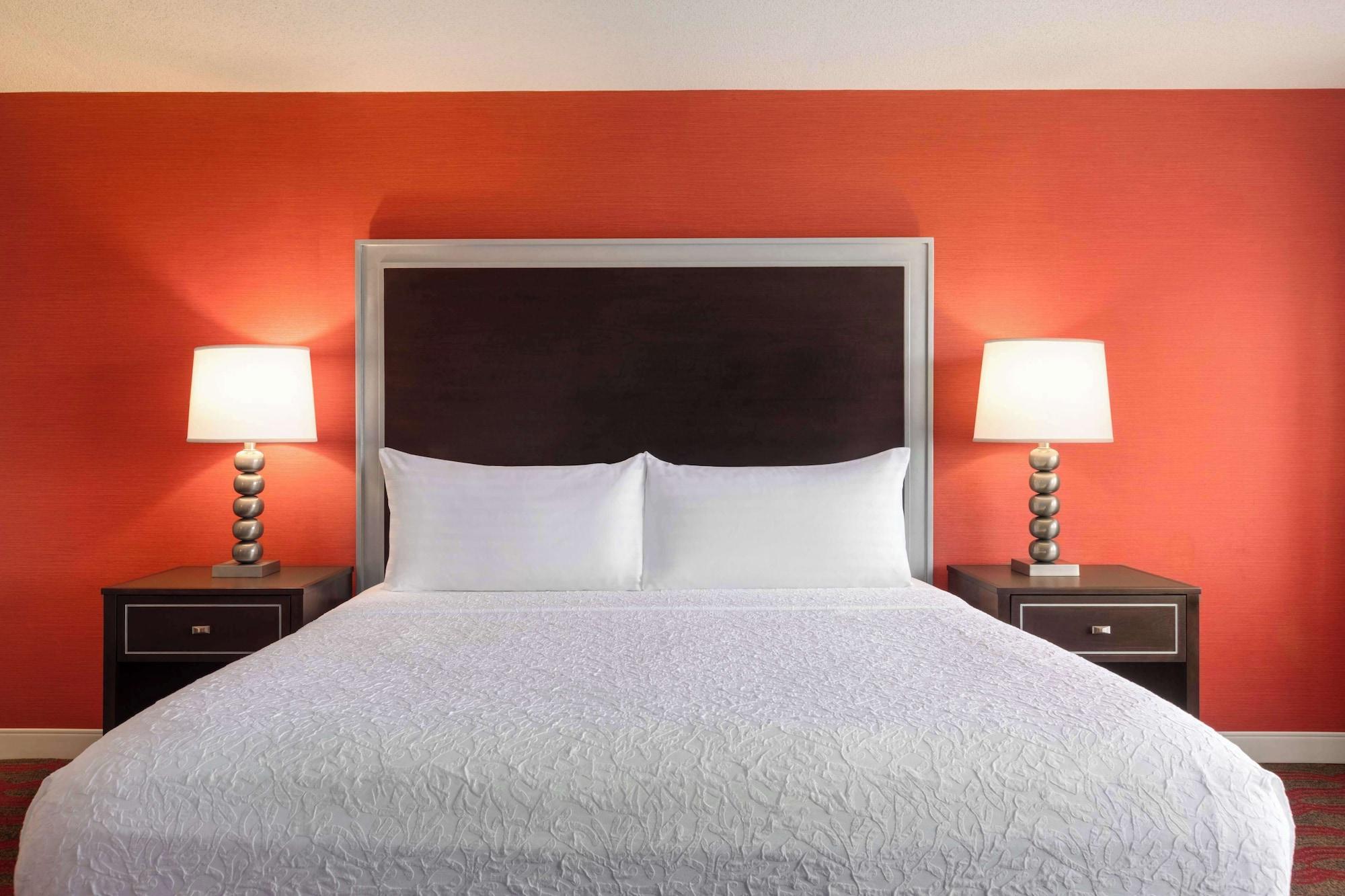 Habitación DoubleTree by Hilton New York LaGuardia Airport