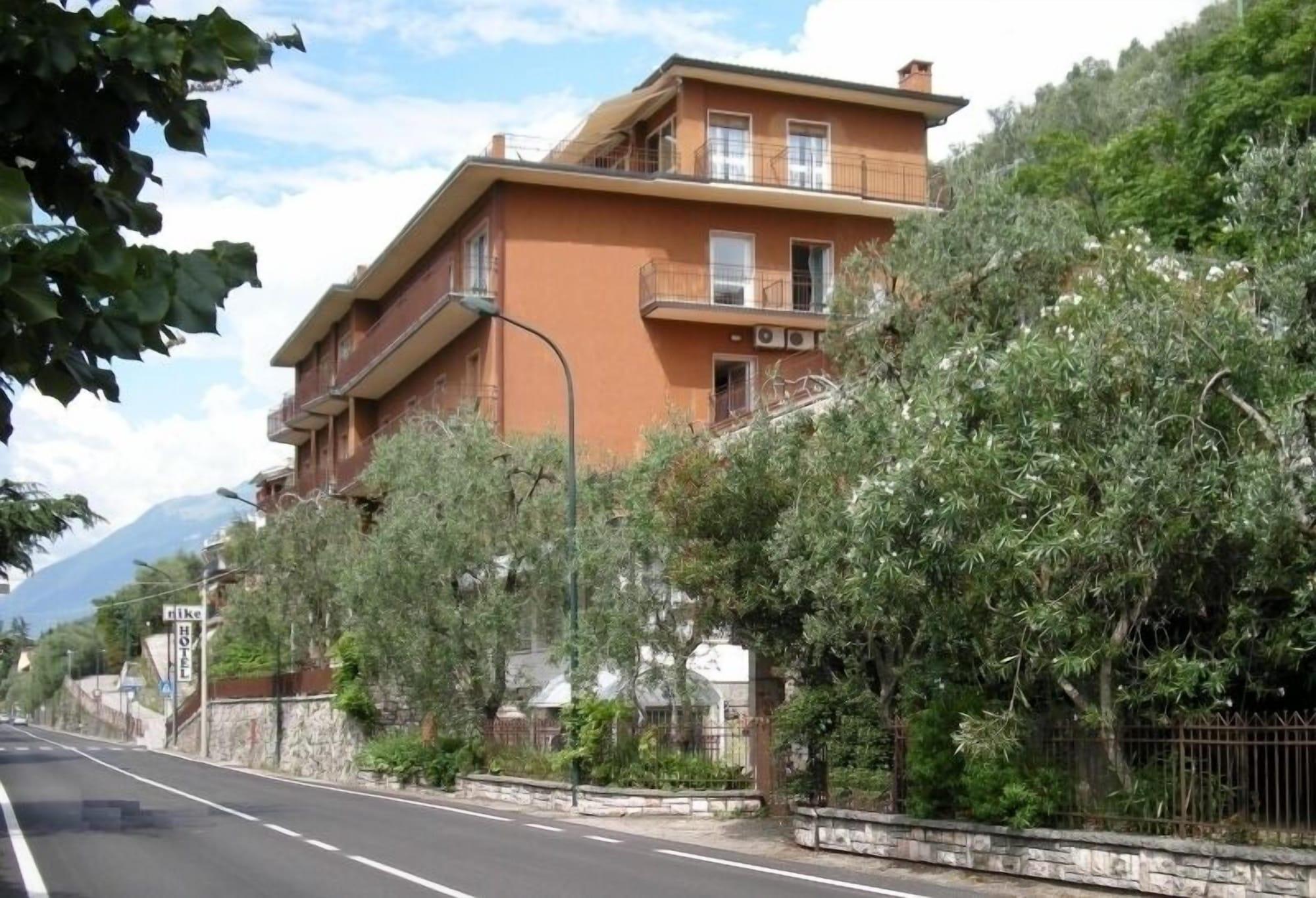 Vista Exterior Hotel Nike