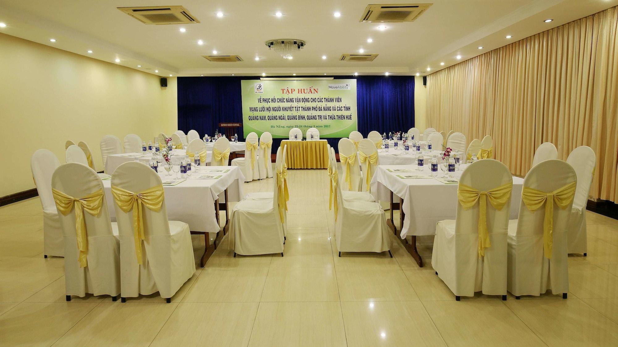 Sala de Reuniones Bamboo Green Central Hotel