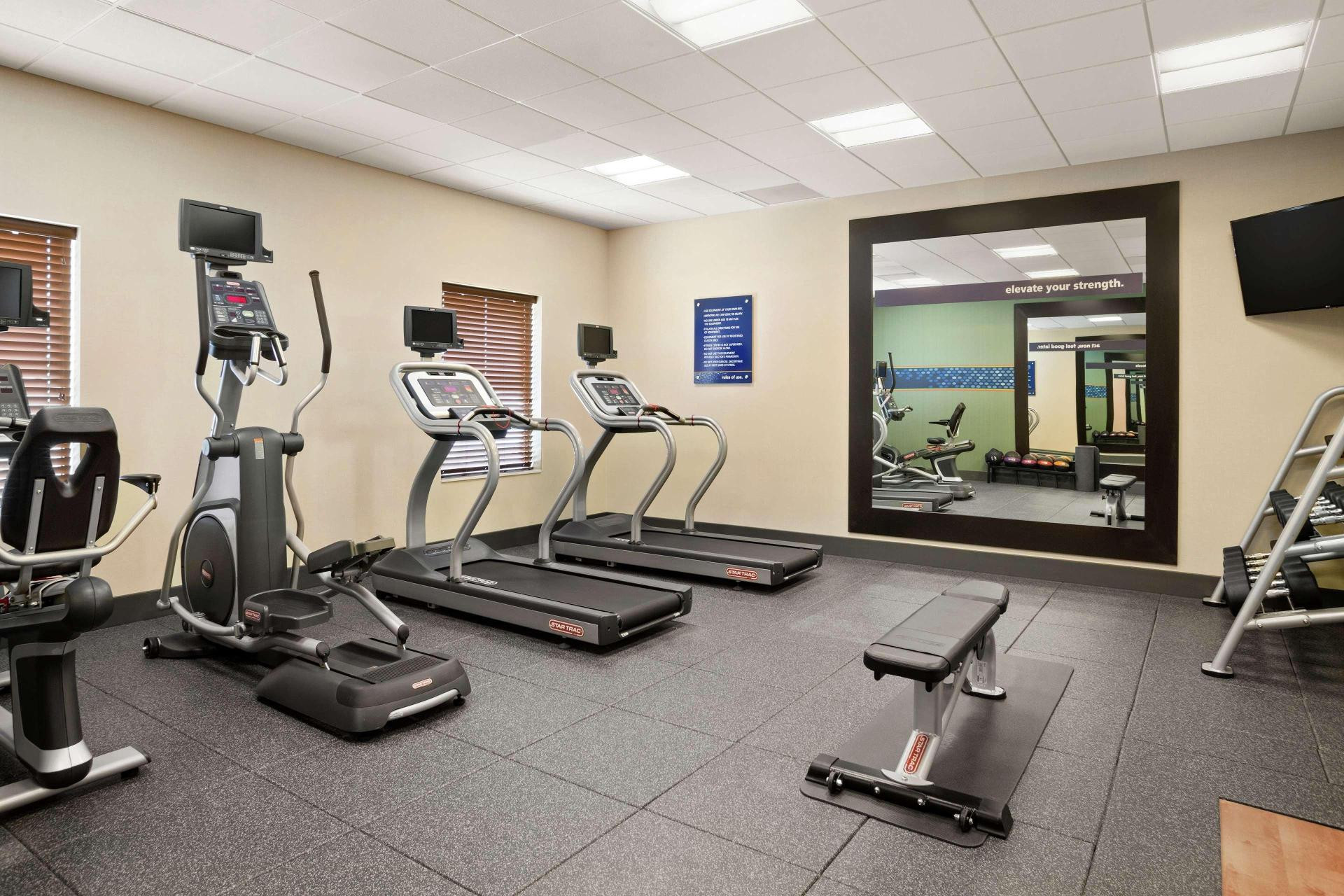 Instalaciones Recreativas Hampton Inn & Suites Minooka