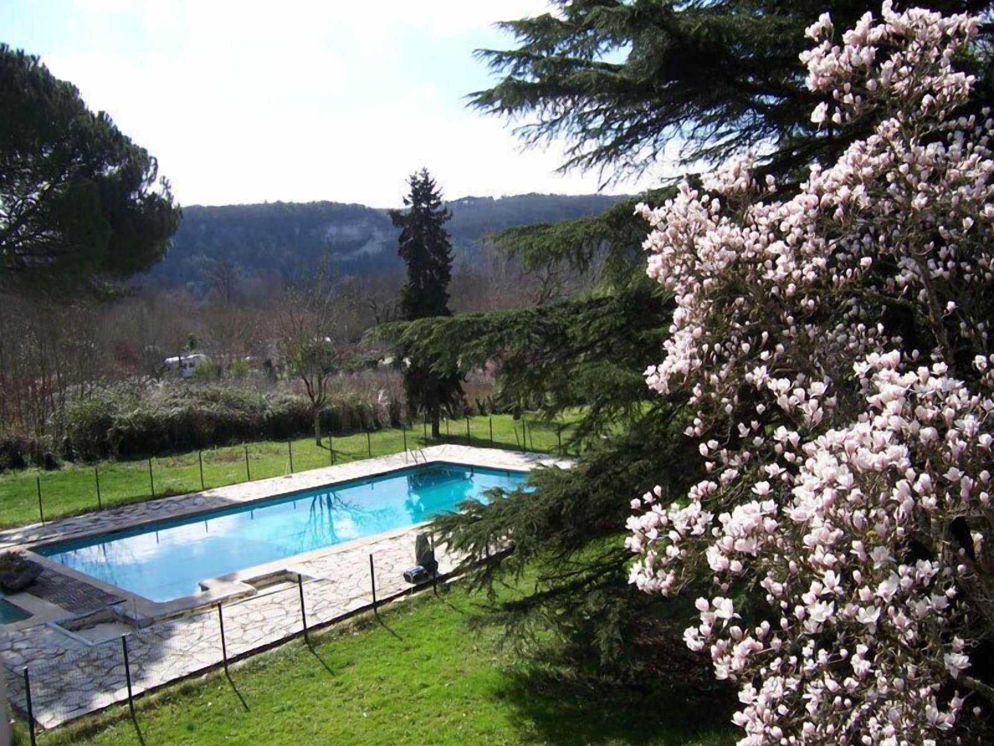 Equipamiento de Habitación Le Menestrel