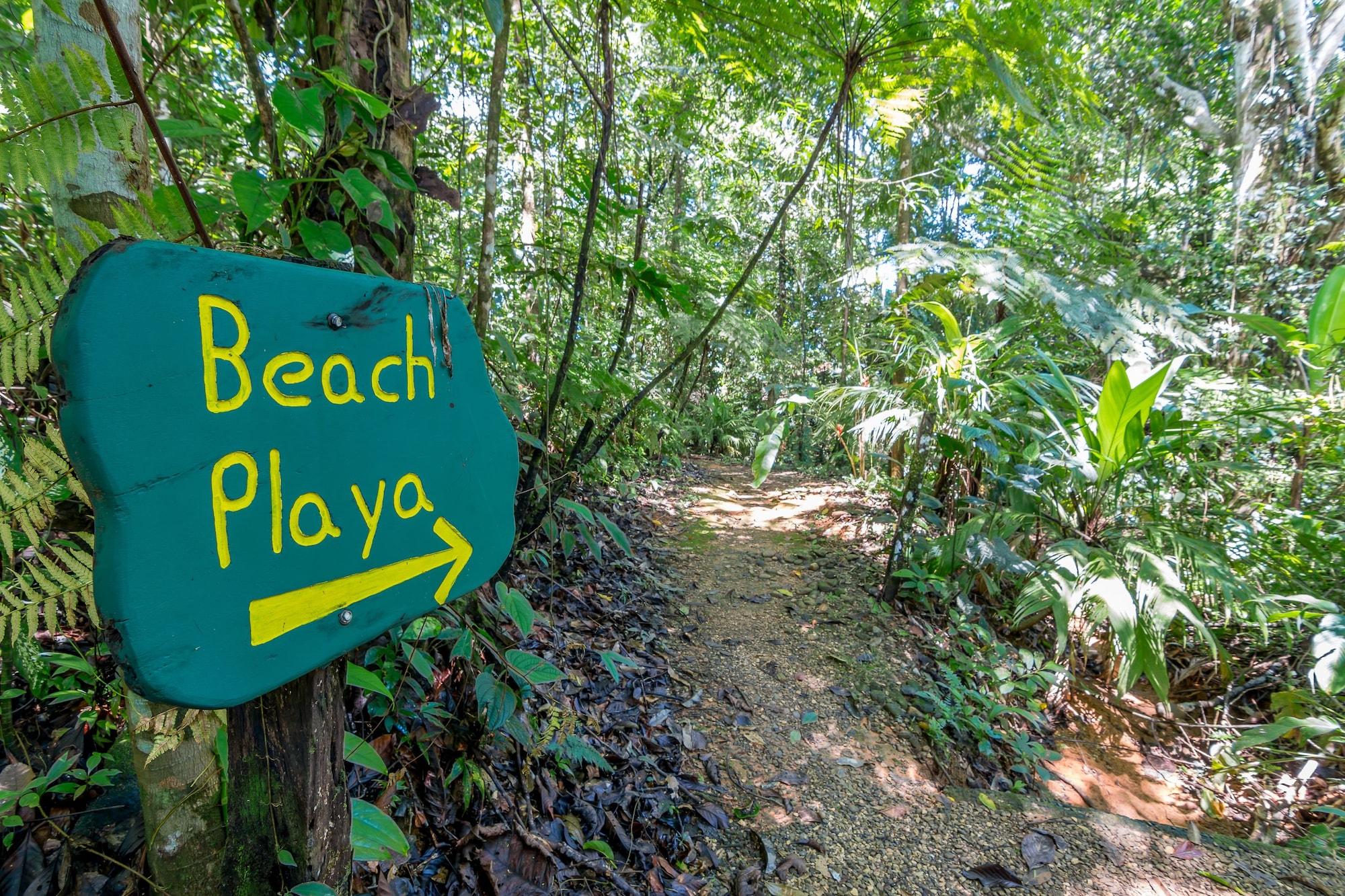 Playa La Cusinga Lodge