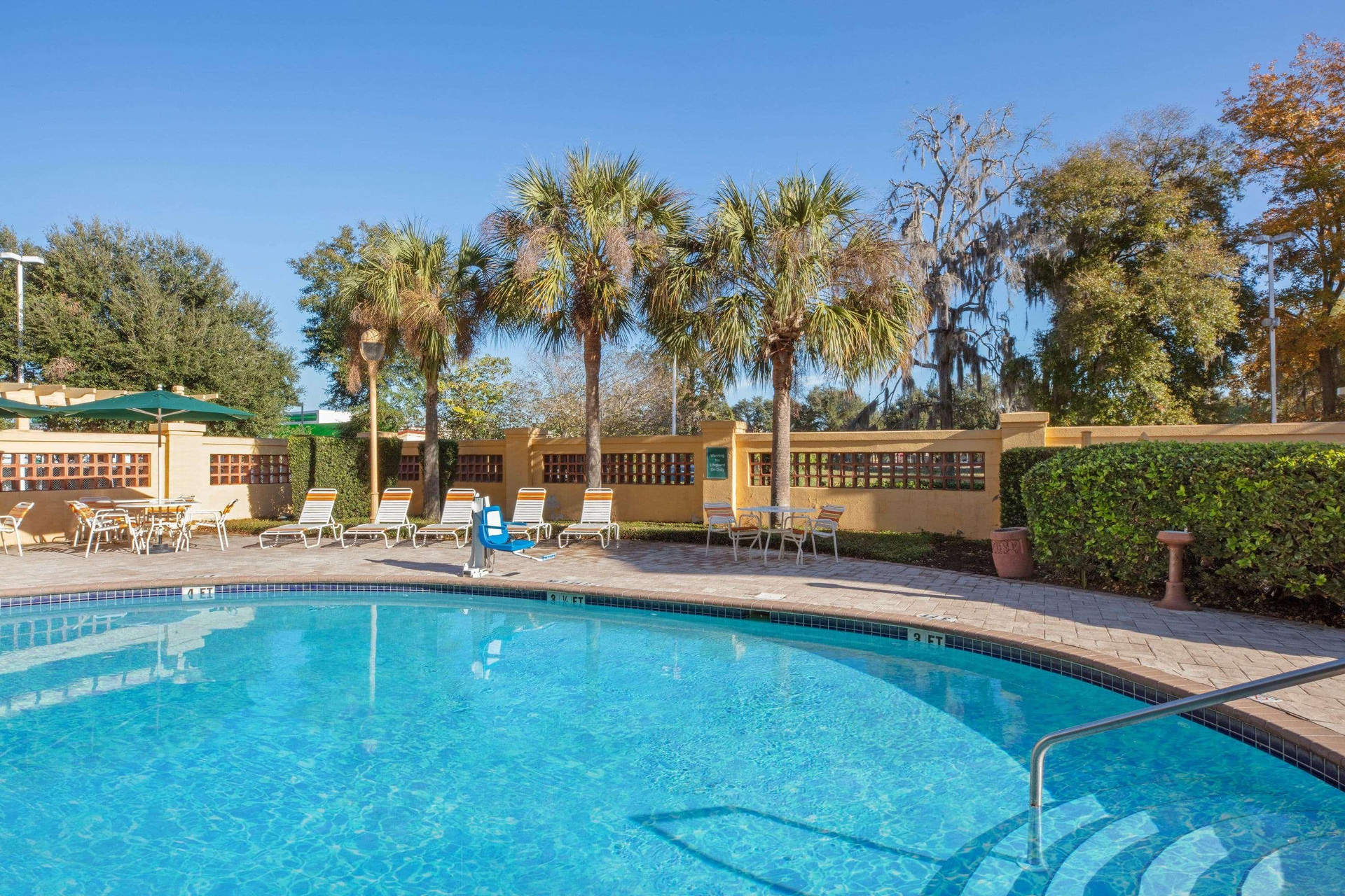 Vista Piscina La Quinta Inn & Suites Ocala