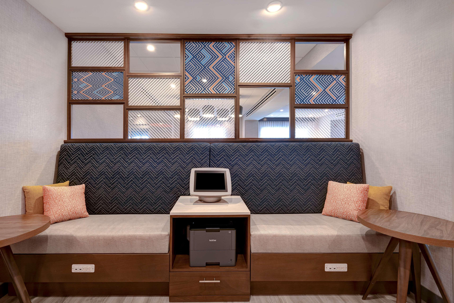 Centro de Negocios Hampton Inn Crown Point
