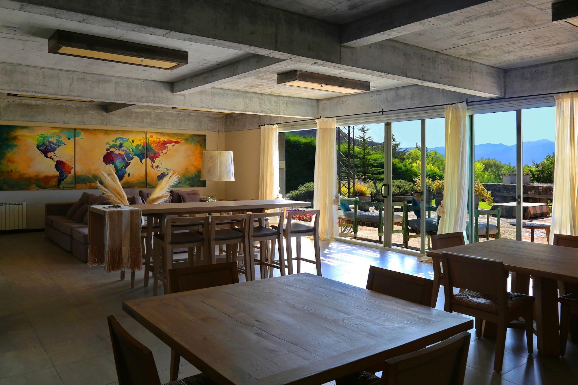 Restaurant Lodge Rocas del Plata