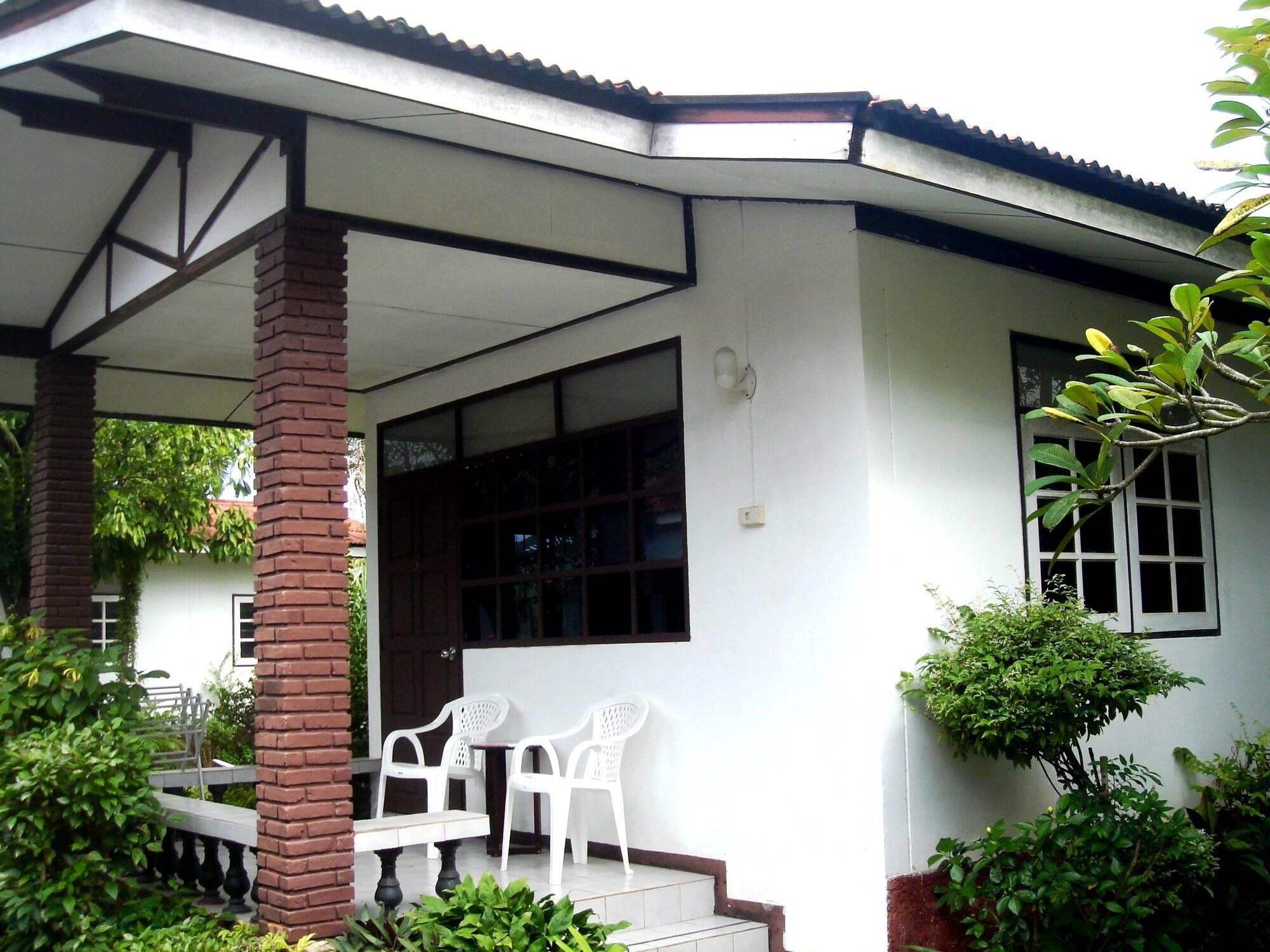 Equipamiento de Habitación Naiyang House