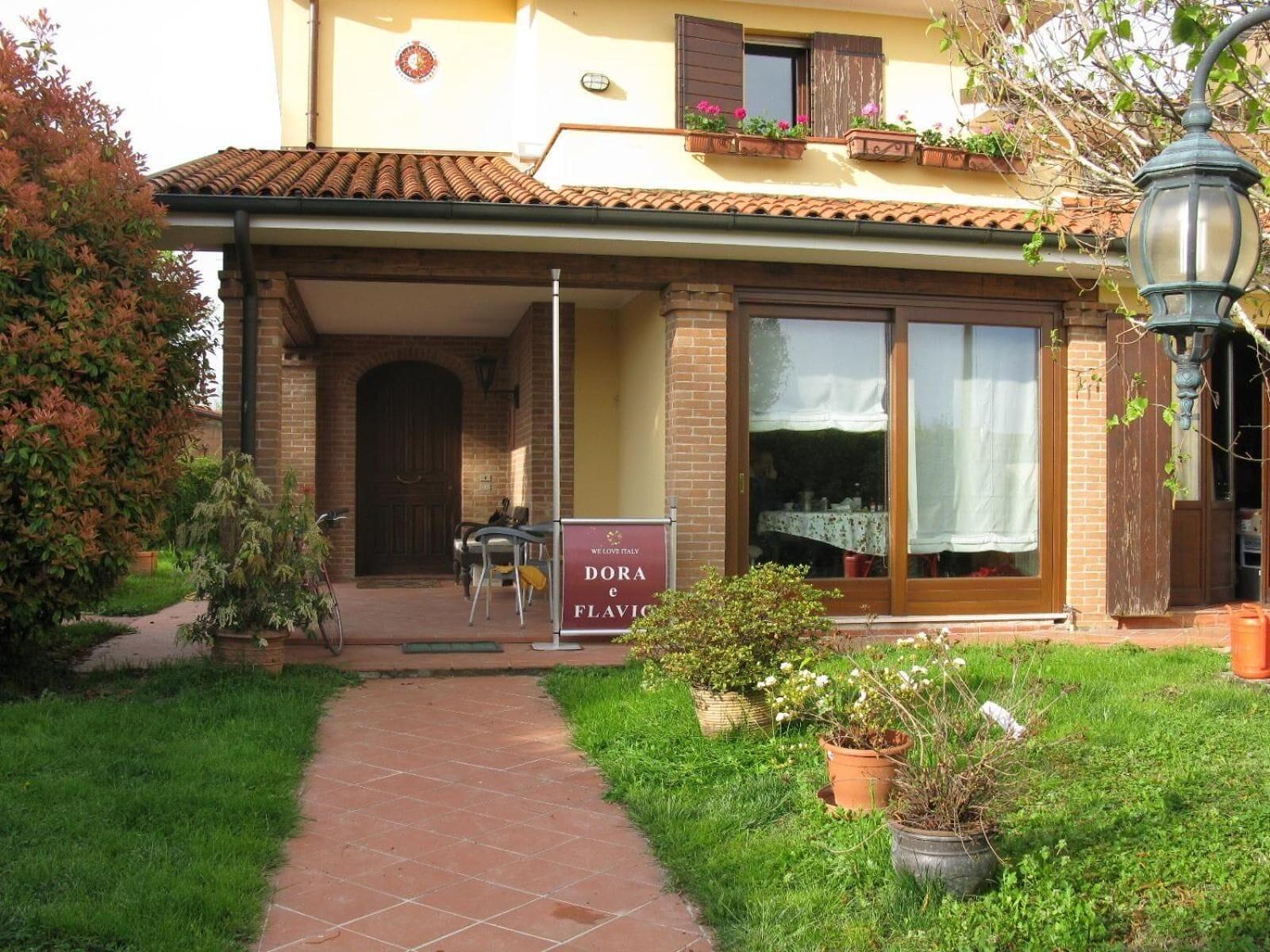 Vista Exterior B&B Dora e Flavio