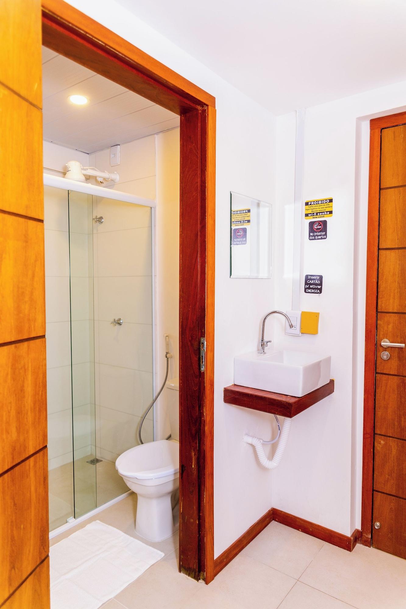 Equipamiento de Habitación Economy HOTEL