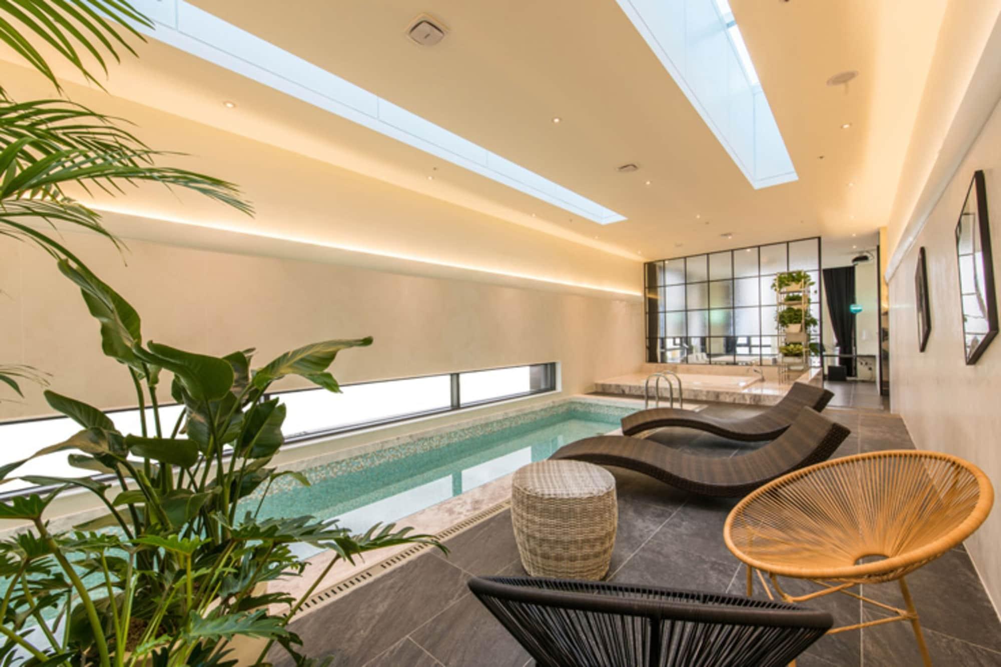 Varios Hotel Stendhal