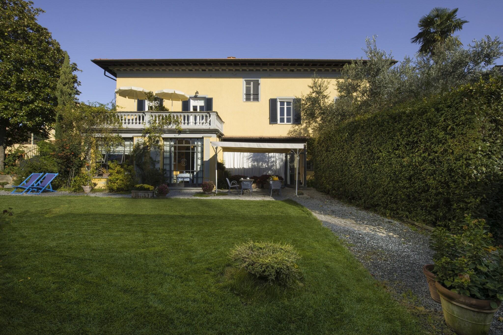 Varios Al Porto di Lucca B&B