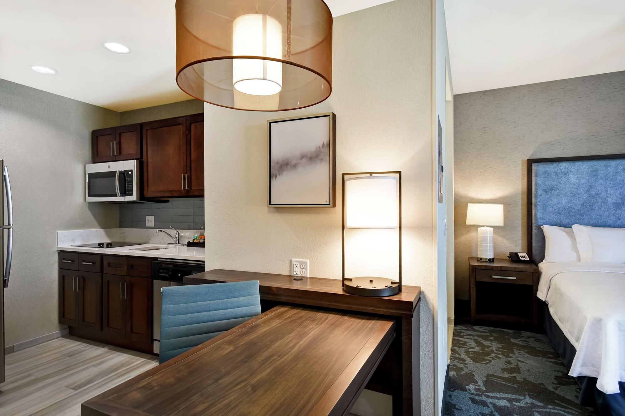 Quarto Homewood Suites by Hilton Salt Lake City Airport