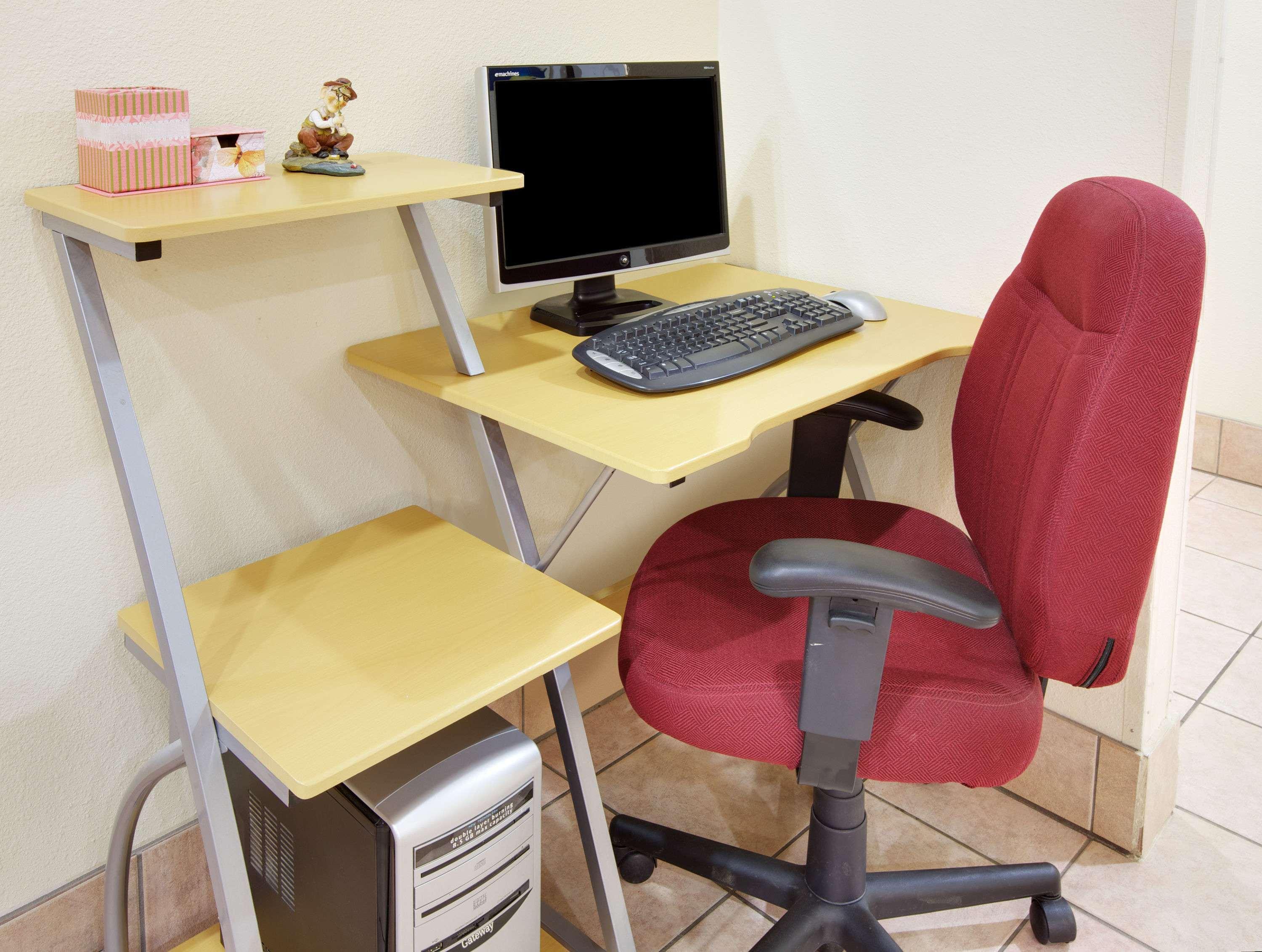 Centro de Negocios Days Inn By Wyndham Fairfield
