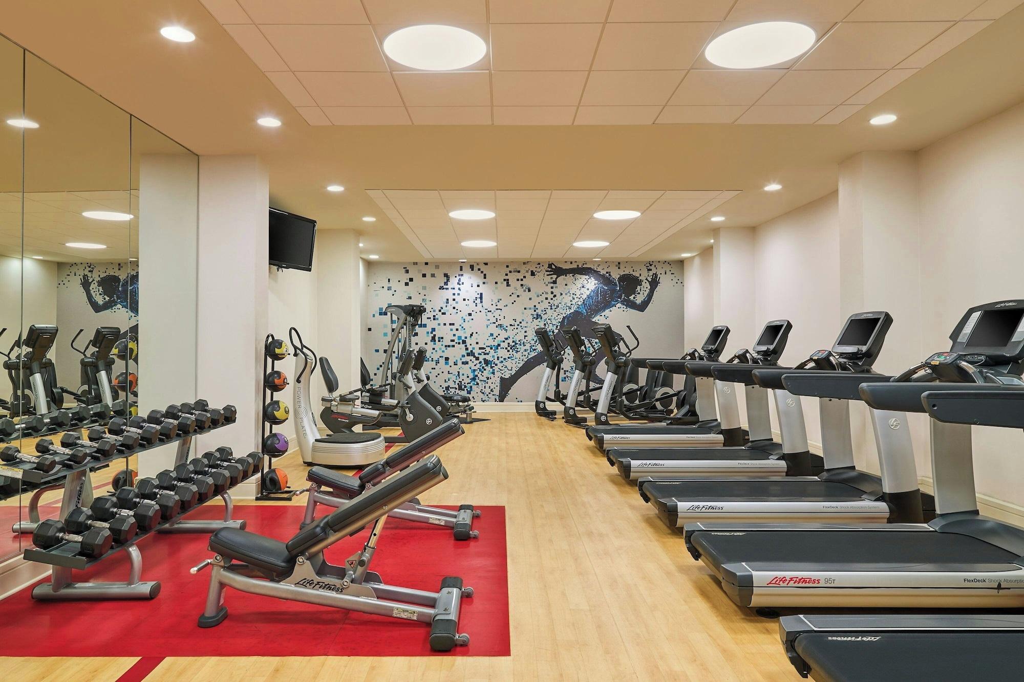 Gimnasio Sheraton North Houston at George Bush Intercontinental