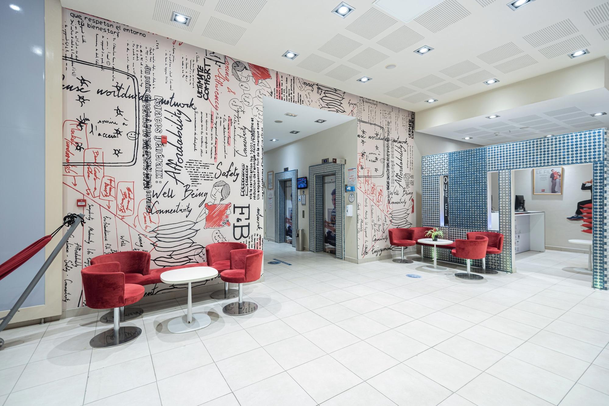 Vista Lobby ibis Tanger City Center