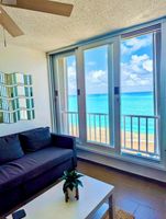 Alquiler Vacacional - Too Good To Be True Beachfront Condo, New Modern Renovation. Free WIFI/Parking.