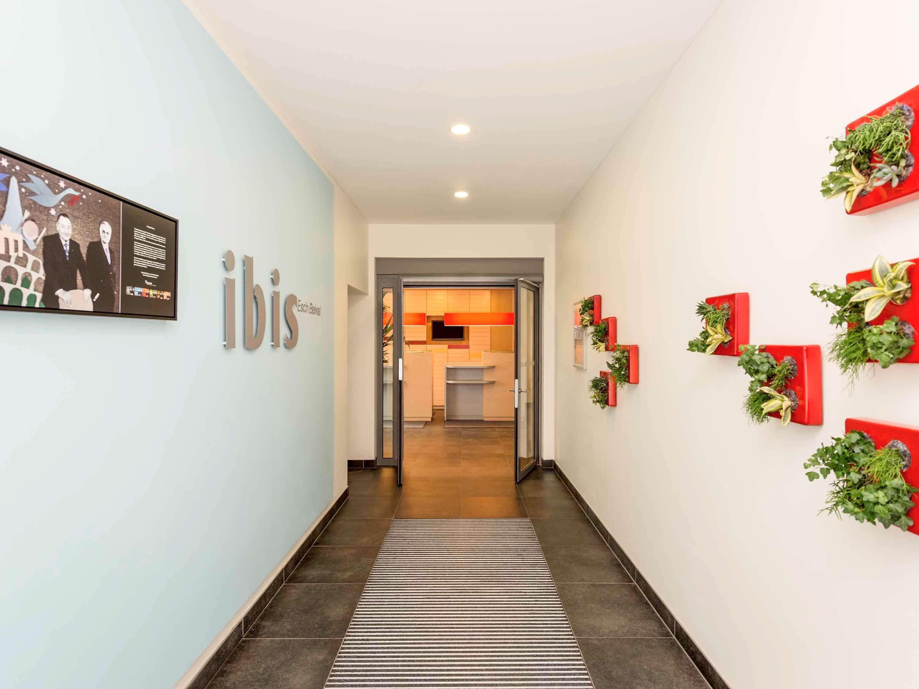 Vista Exterior ibis Esch Belval