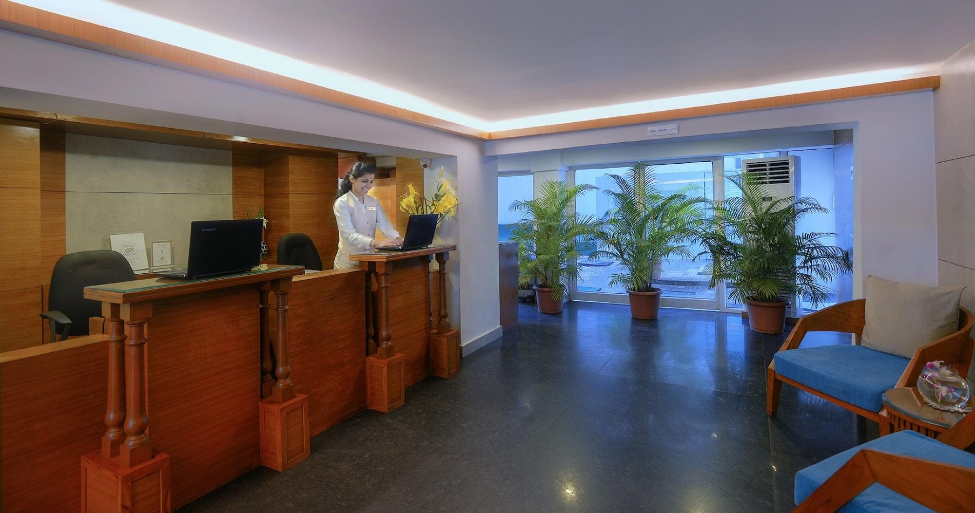 Vista Lobby TreeHouse Neptune