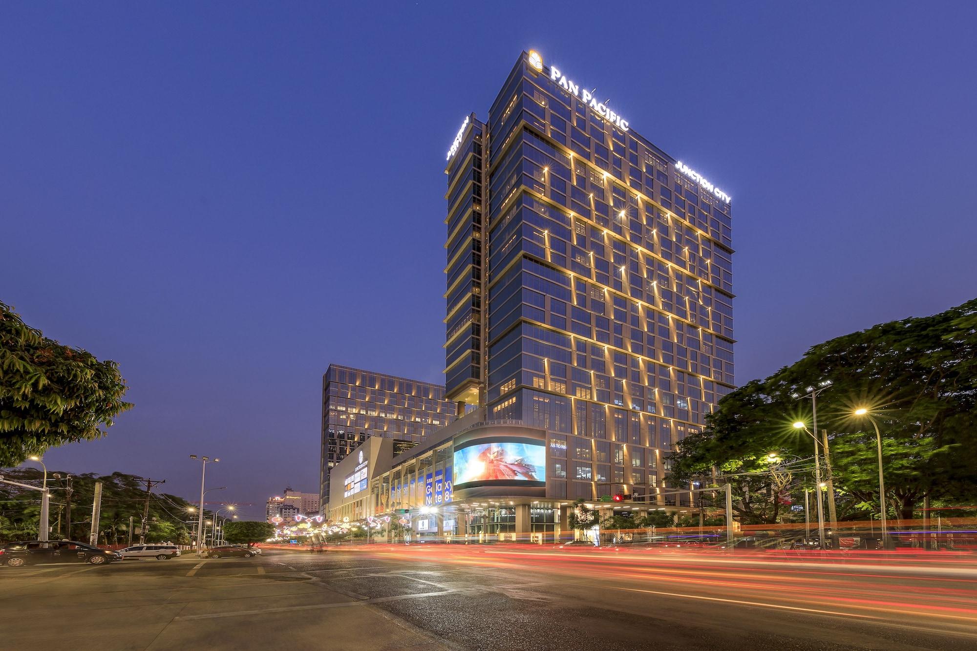 Vista Exterior Pan Pacific Yangon