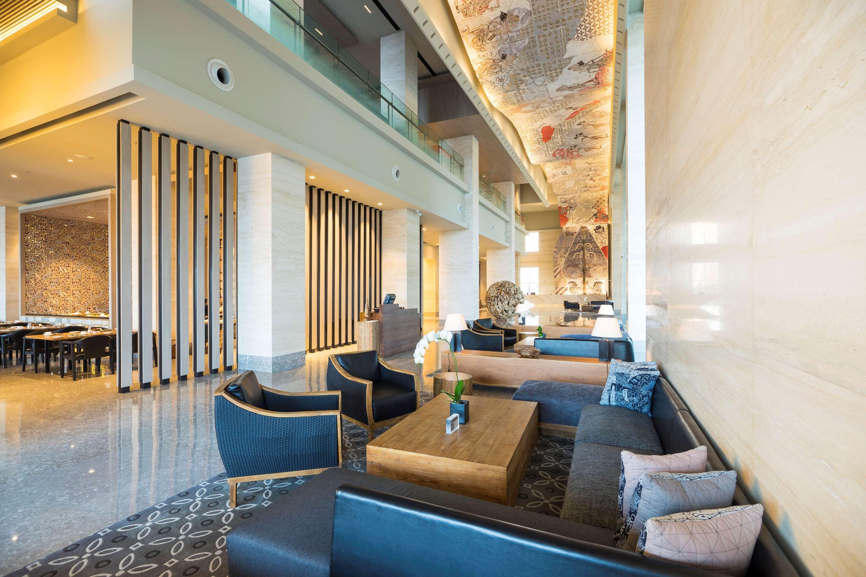 Vista Lobby Alila Solo, Java