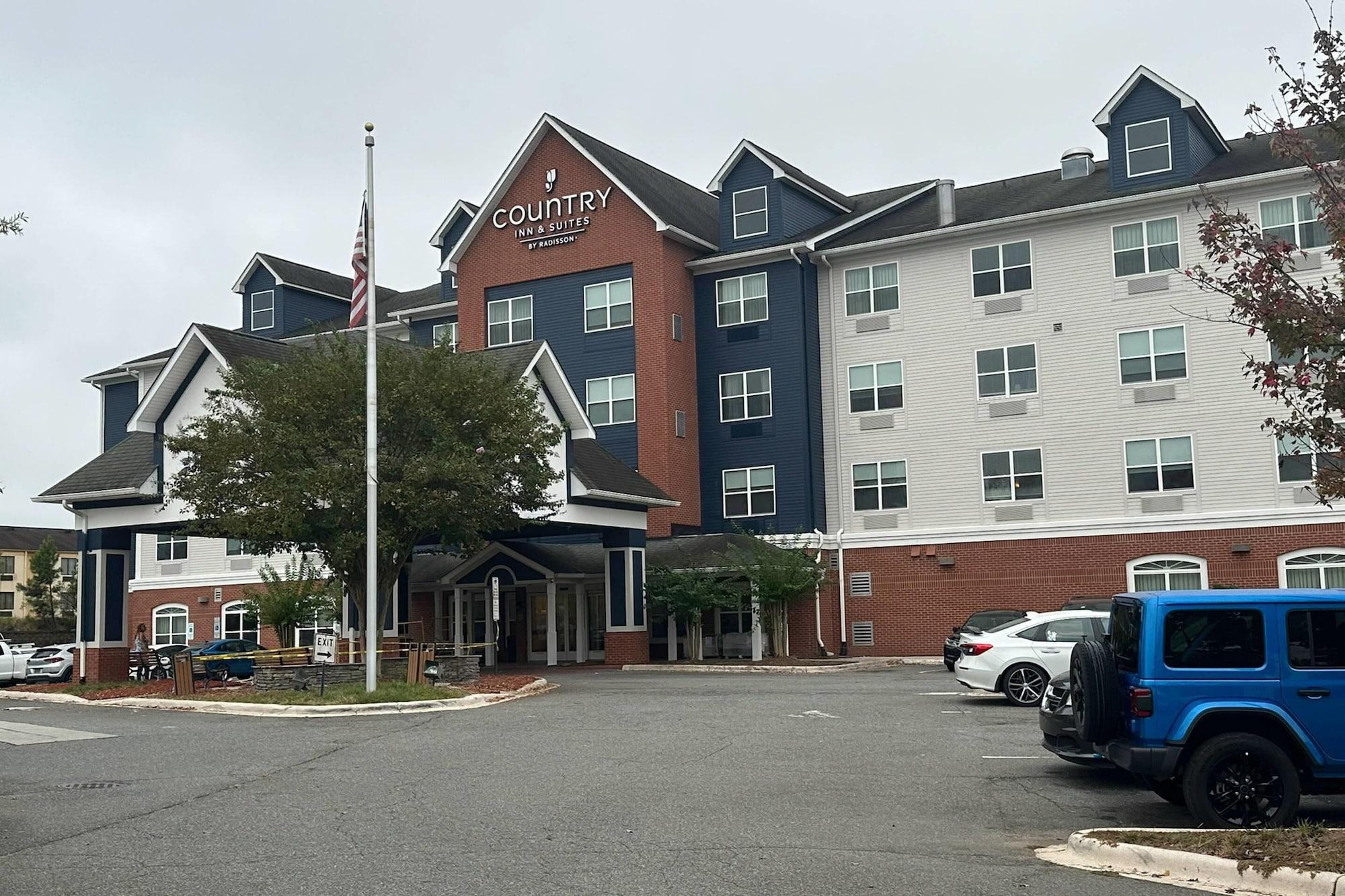 Vista Exterior Country Inn & Suites by Radisson, Concord (Kannapolis), NC