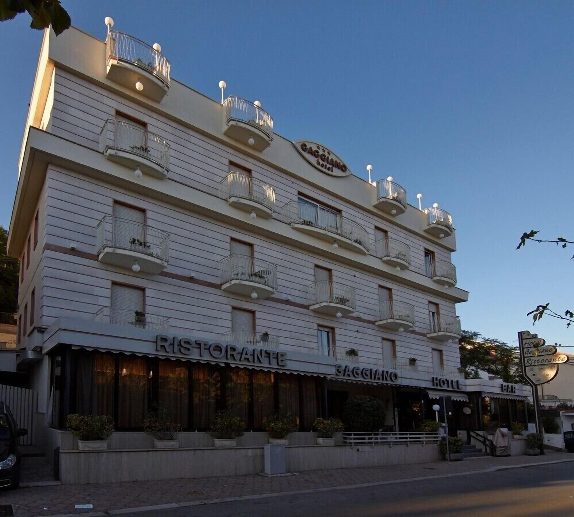 Vista Exterior Hotel Gaggiano