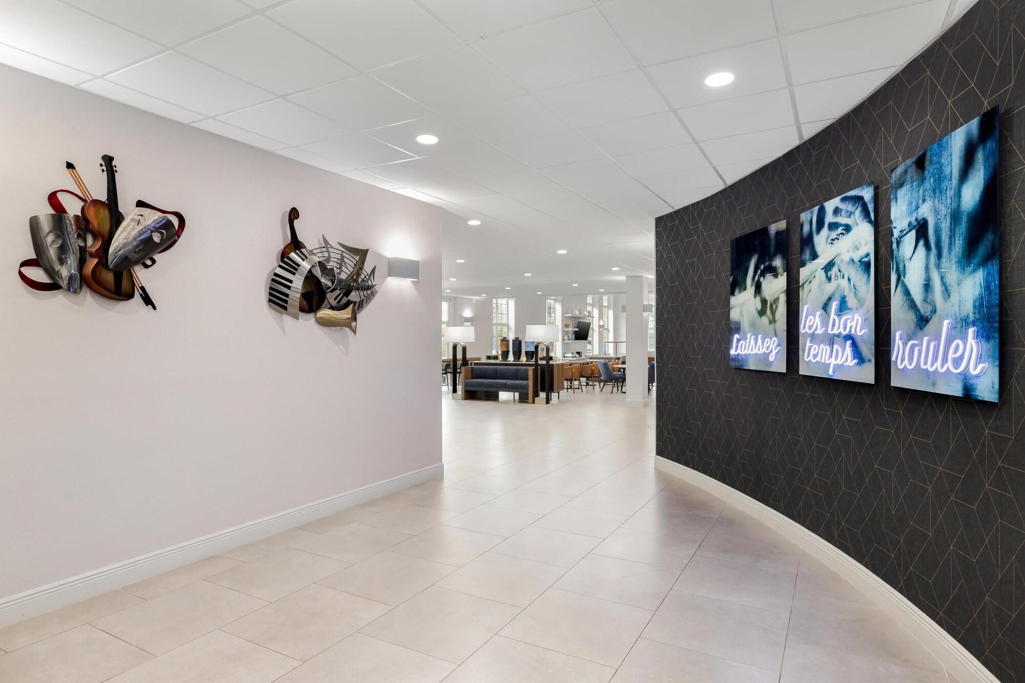 Vista Lobby Homewood Suites Slidell