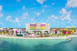 Hoteles Cerca de Playa Langosta 5 Estrellas para Adultos
