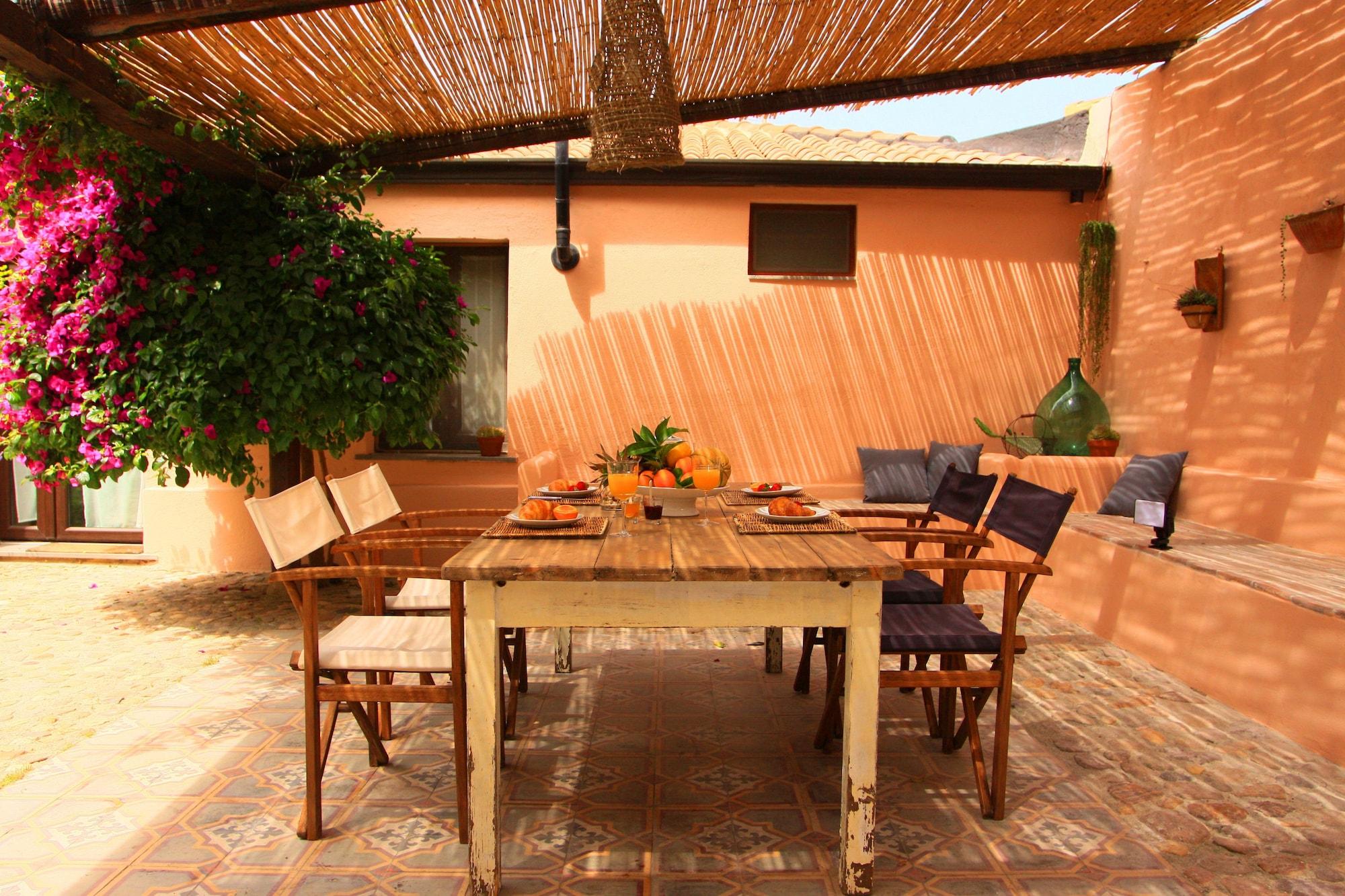 Vista Exterior Is Scabas