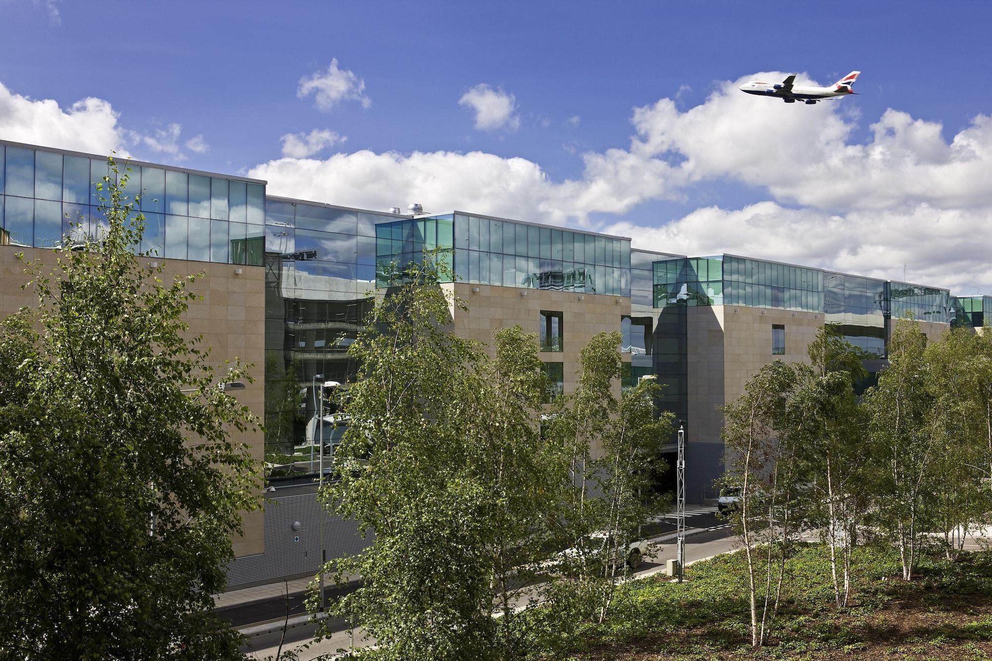 Vista Exterior Sofitel London Heathrow