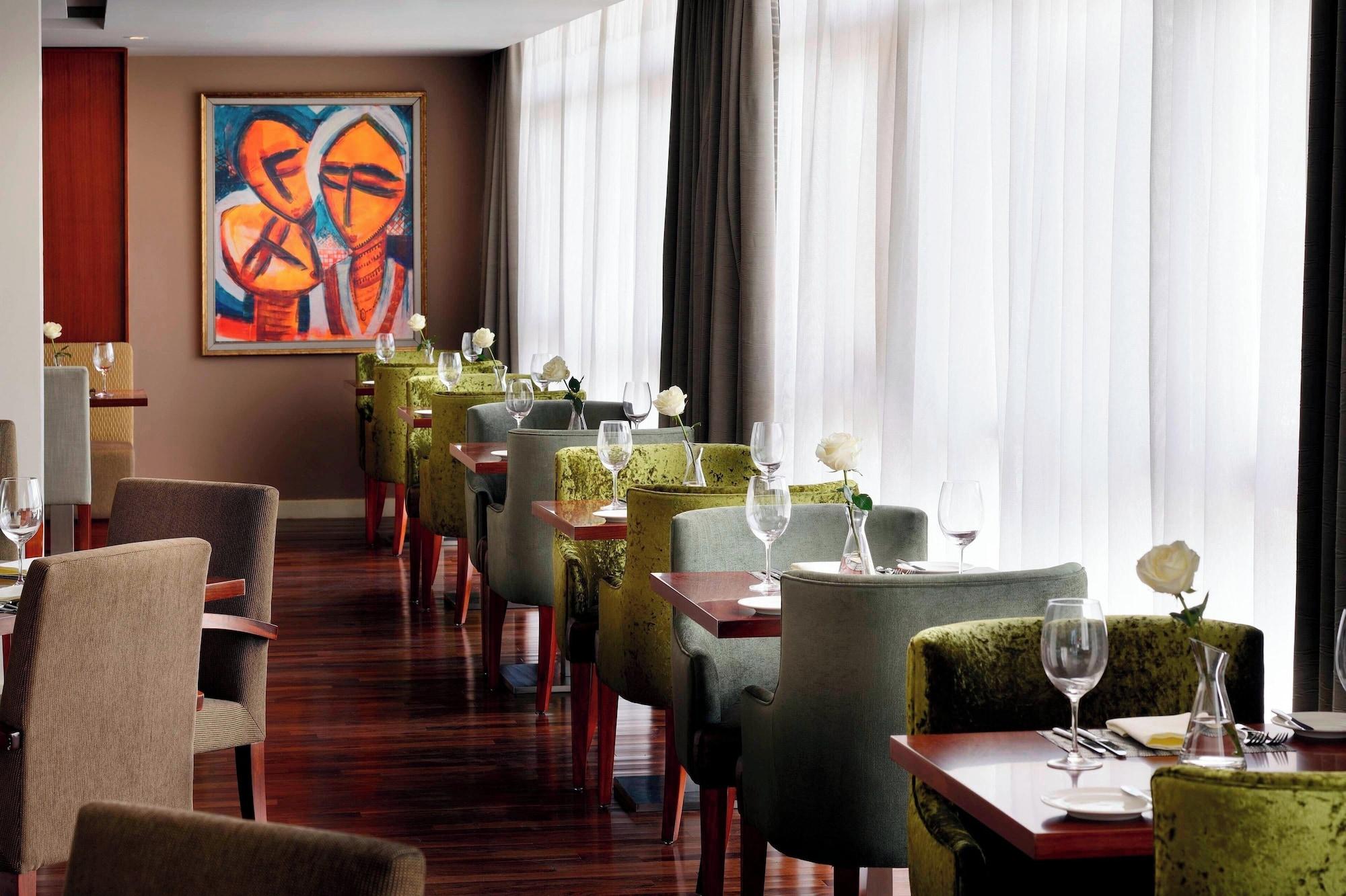 Restaurant Marriott Executive Apartments Addis Ababa