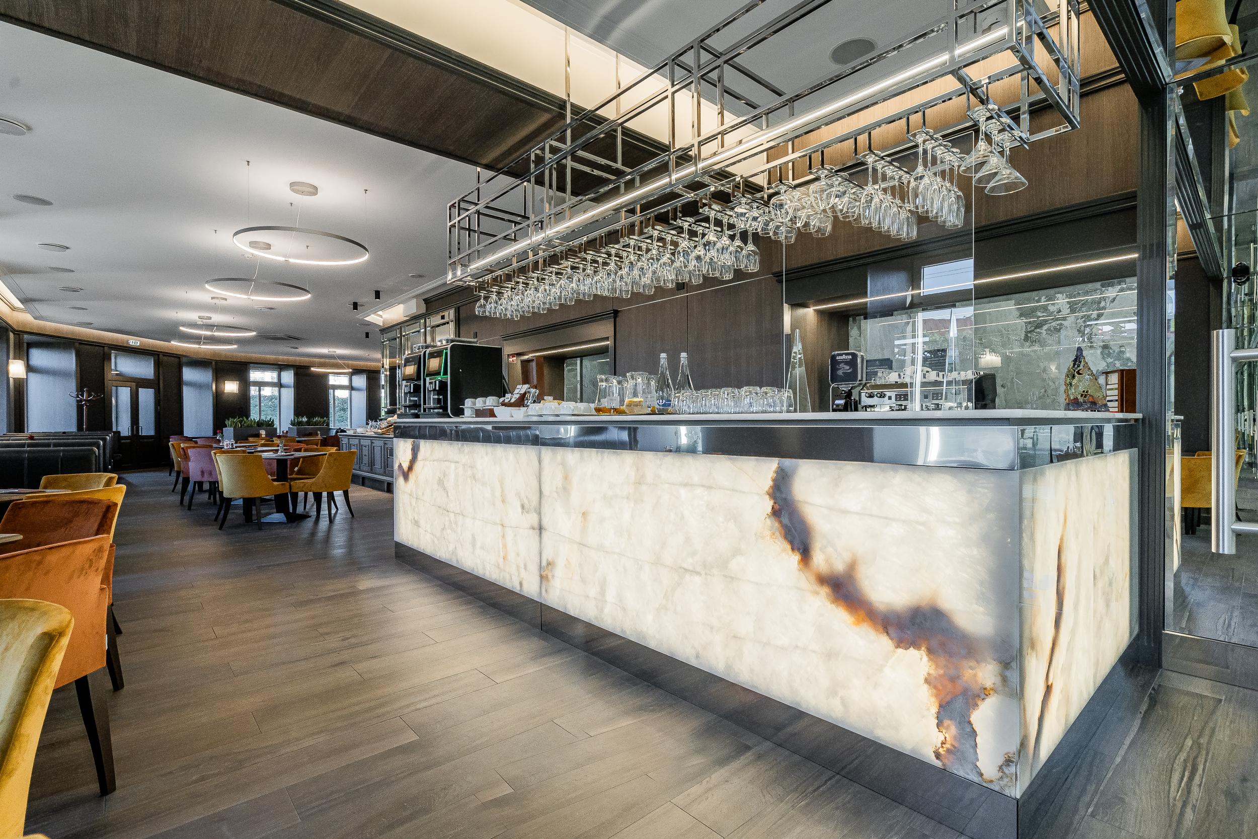 Bar/Salón Congress Hotel