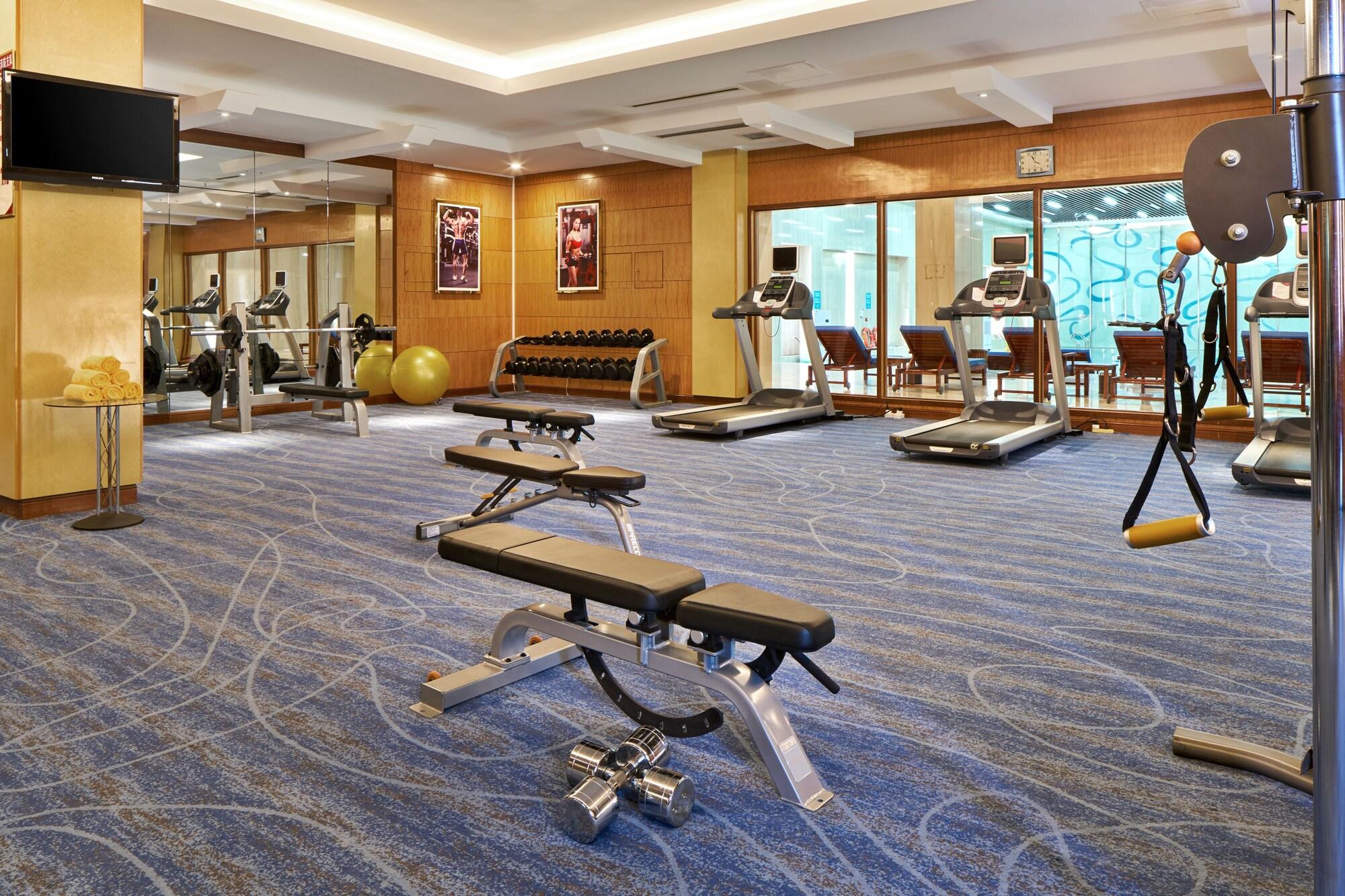Gimnasio Crowne Plaza Ordos by IHG
