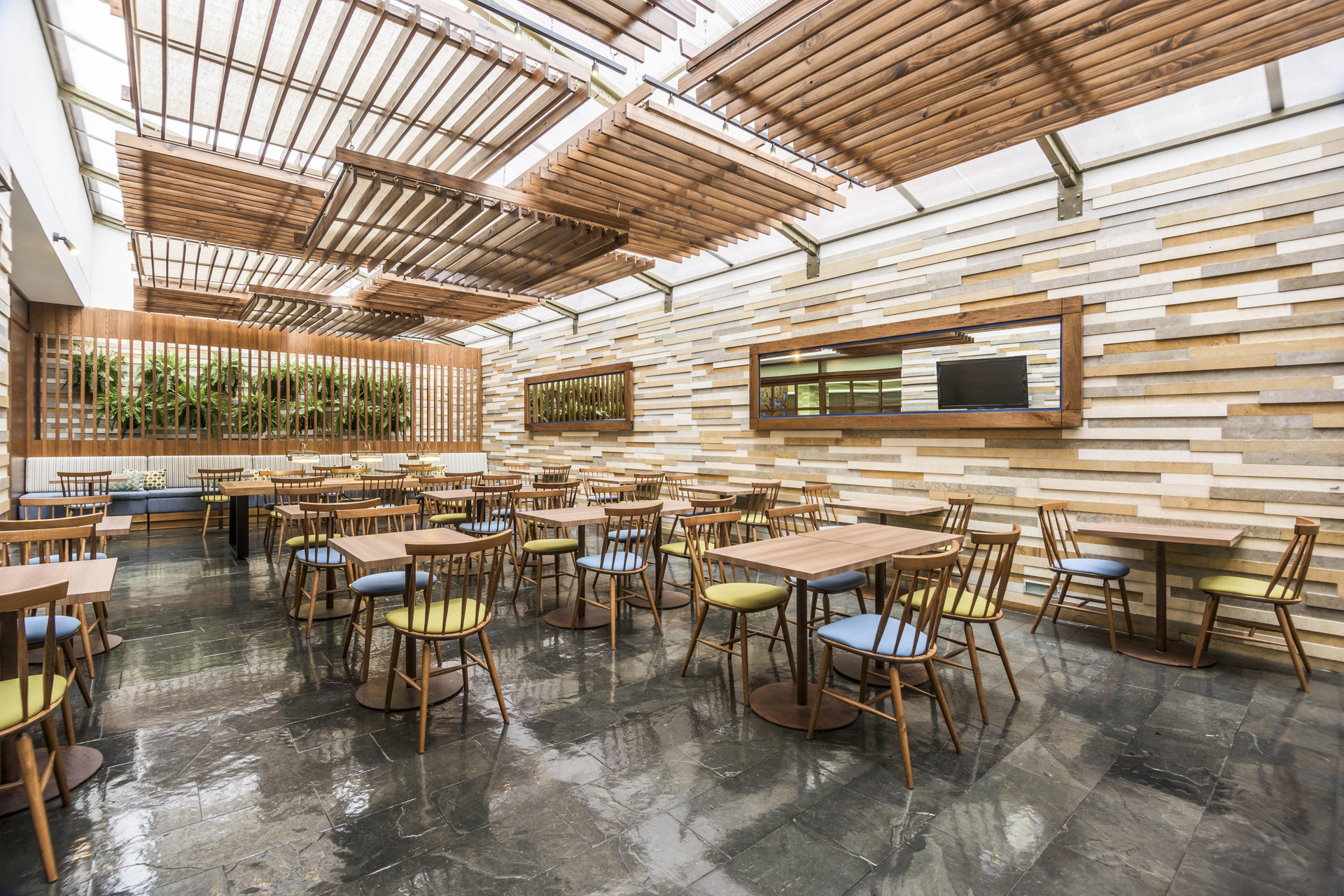 Restaurant Holiday Inn Express Bogotá - Parque La 93 by IHG