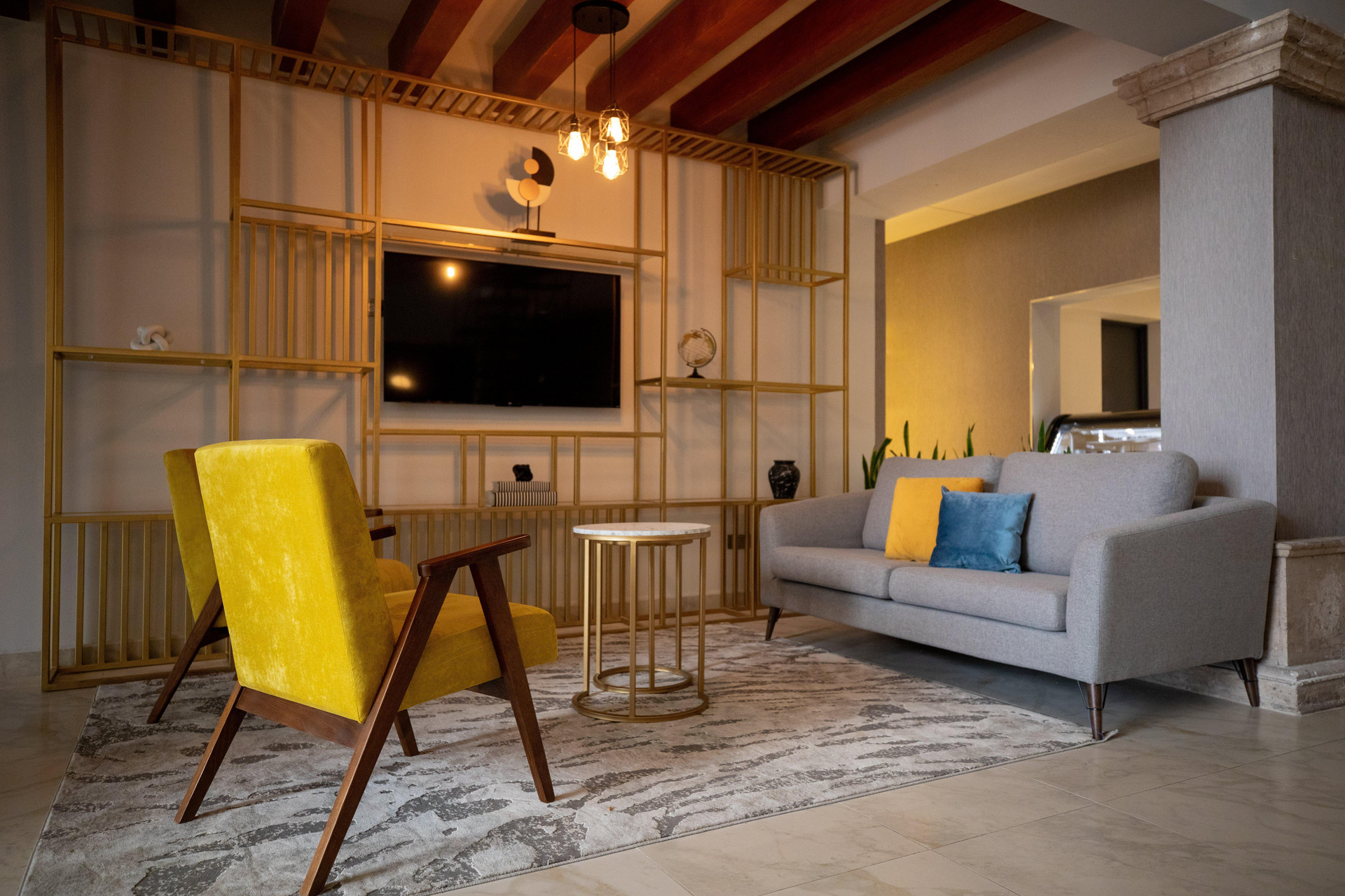 Vista Exterior Voco Saltillo Suites