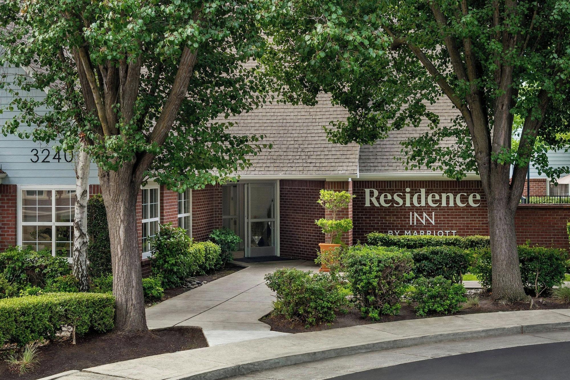 Vista Exterior Residence Inn By Marriott Stockton
