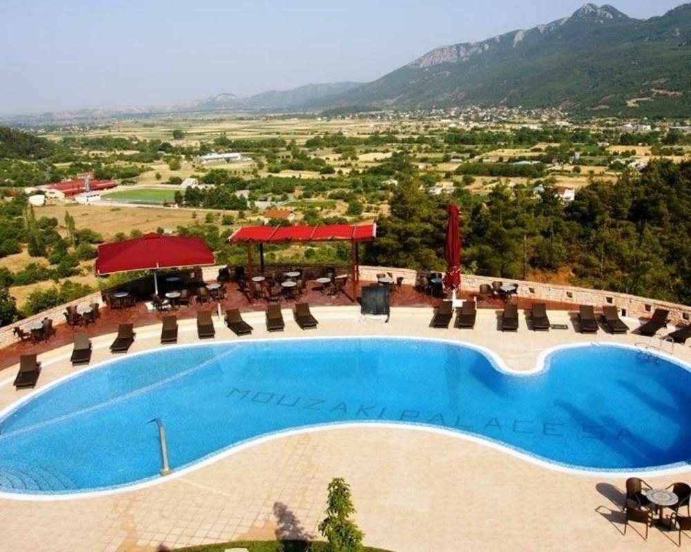 Vista Piscina Mouzaki Palace Hotel & Spa
