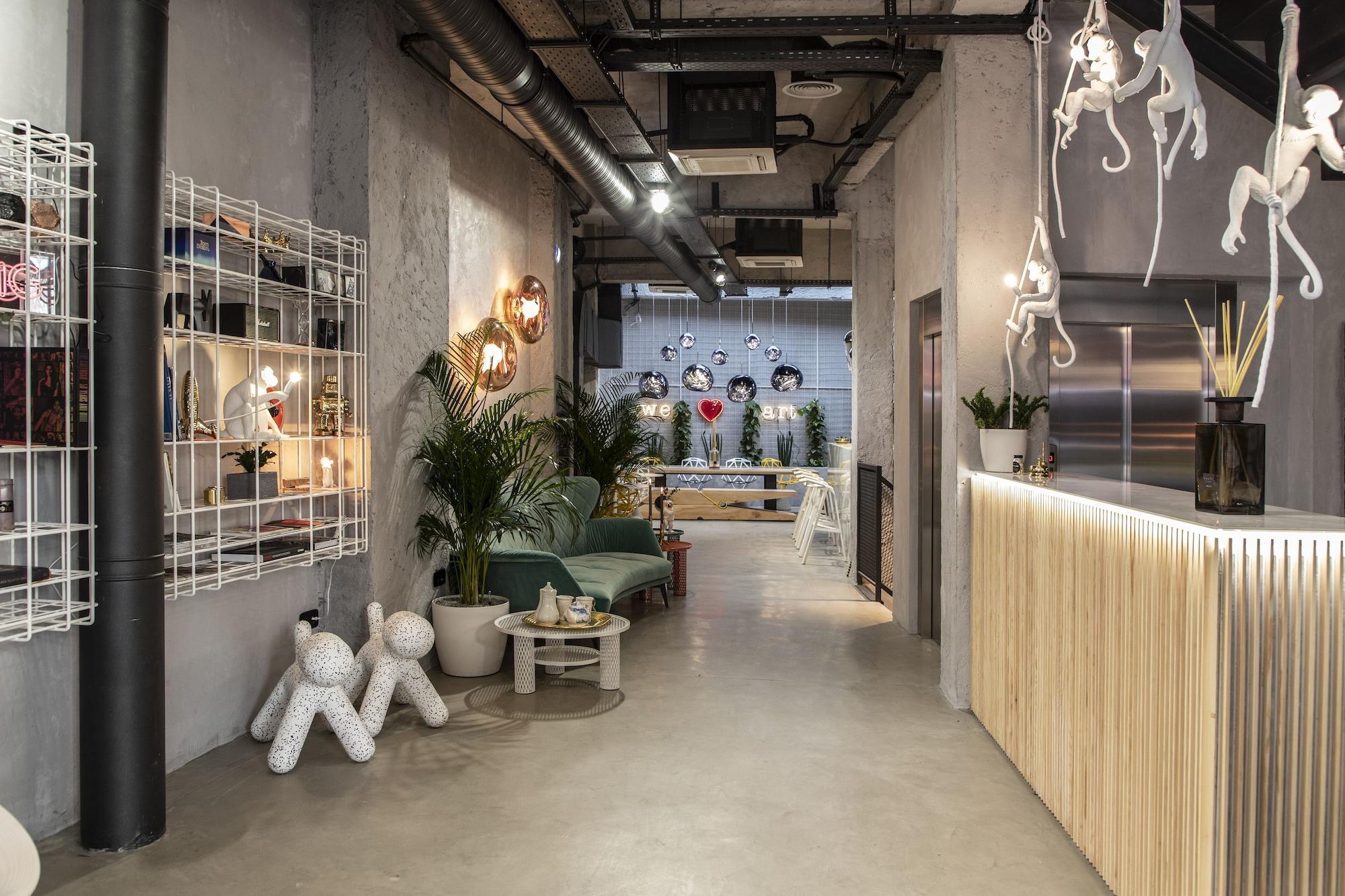 Vista Lobby 14 Reasons Why