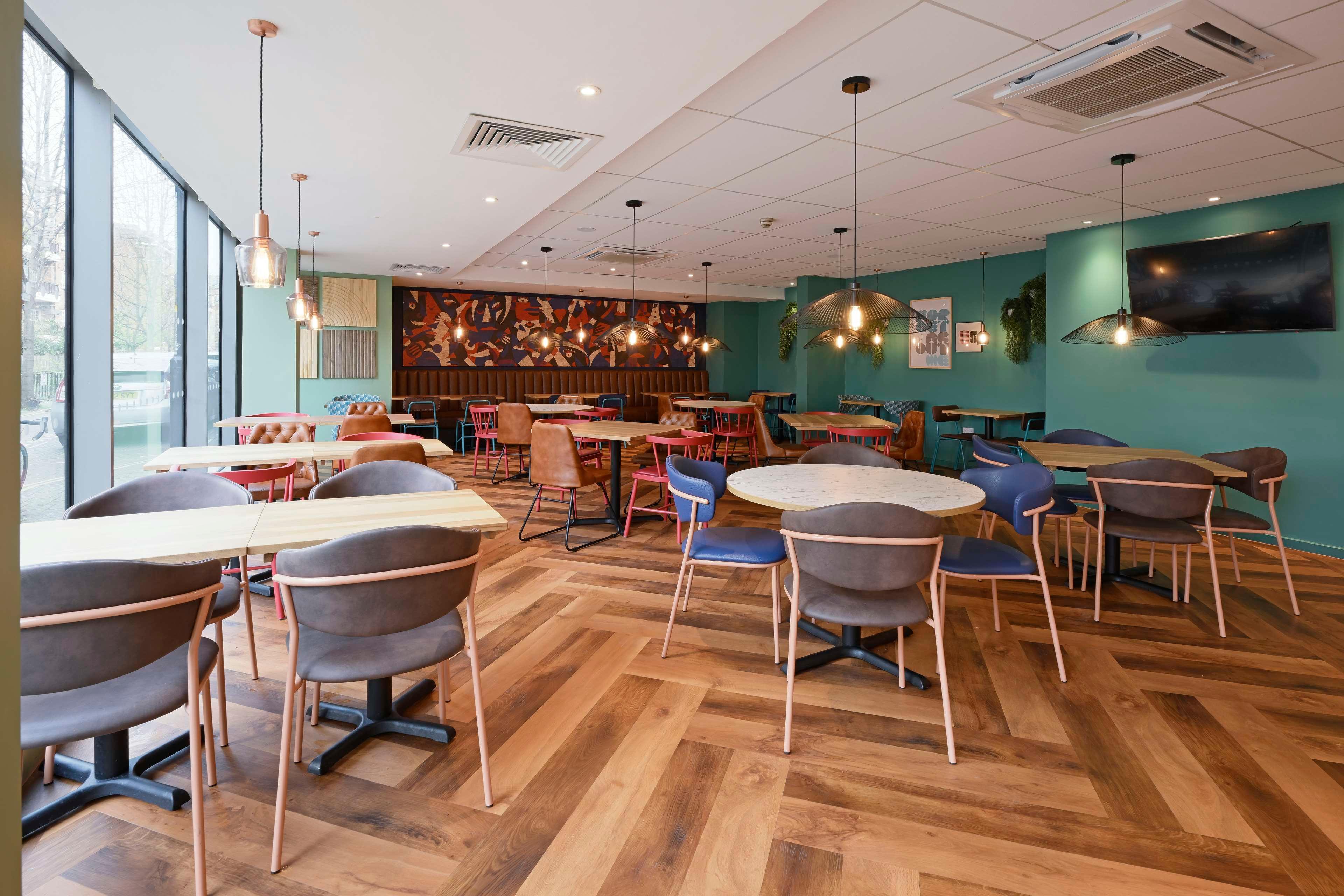 Restaurant Travelodge London Central Waterloo