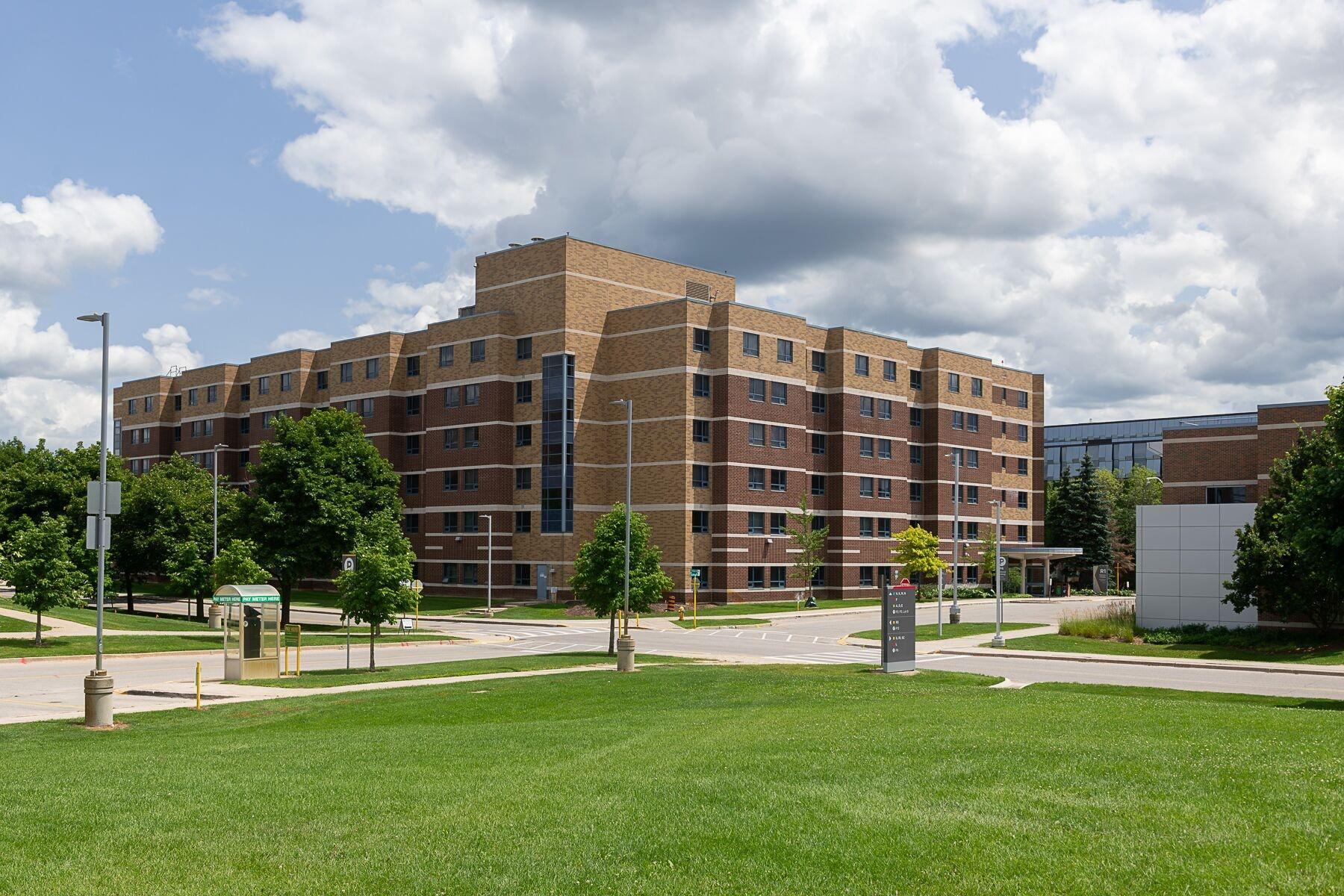 Vista Exterior Residence & Conference Centre - London