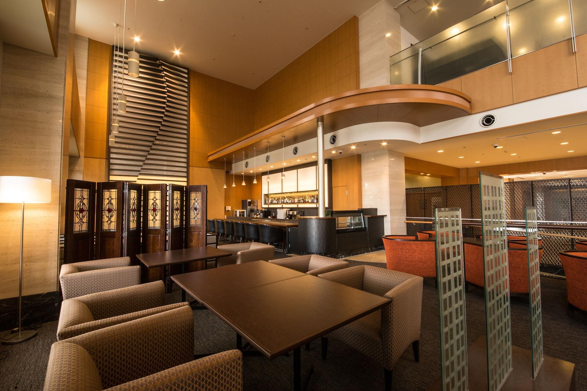 Bar/Salón ANA Crowne Plaza Yonago by IHG