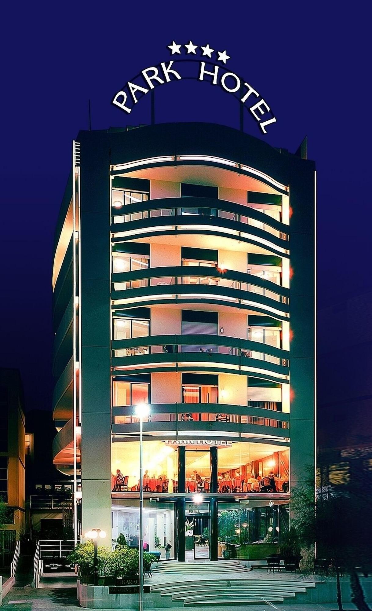 Vista Exterior Park Hotel