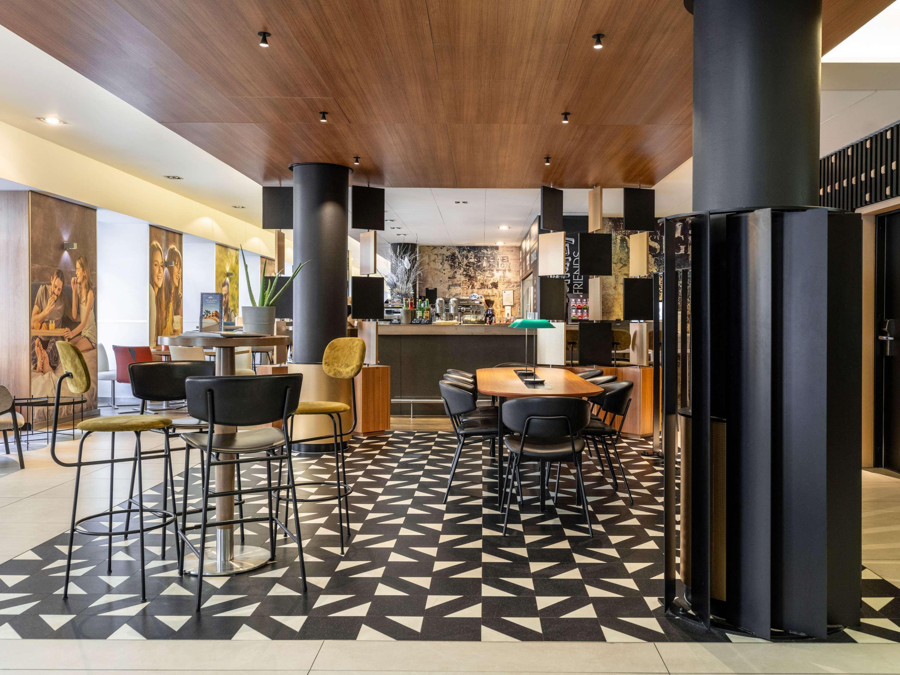 Vista Lobby Novotel Wien City