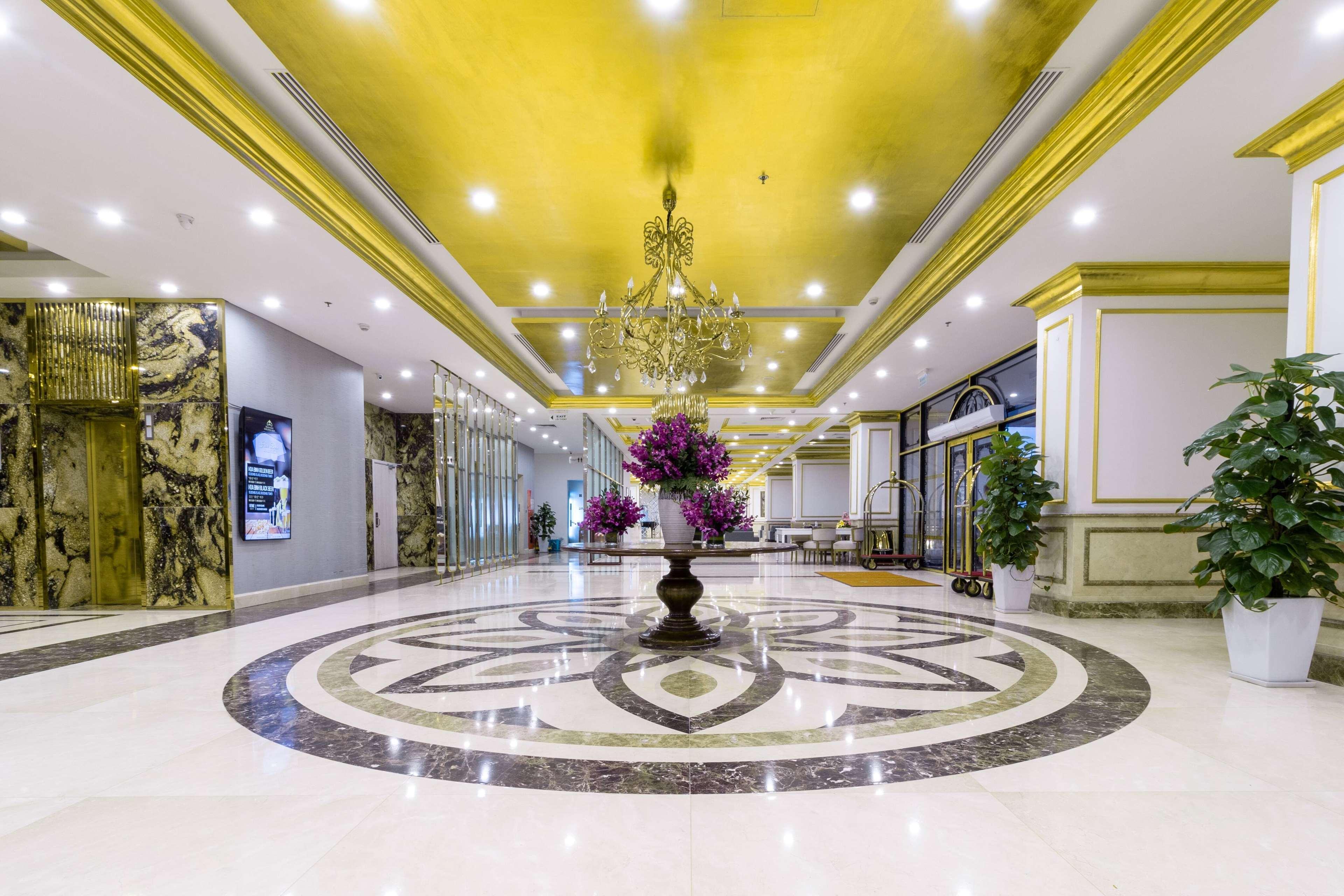 Vista Lobby Wyndham Danang Golden Bay