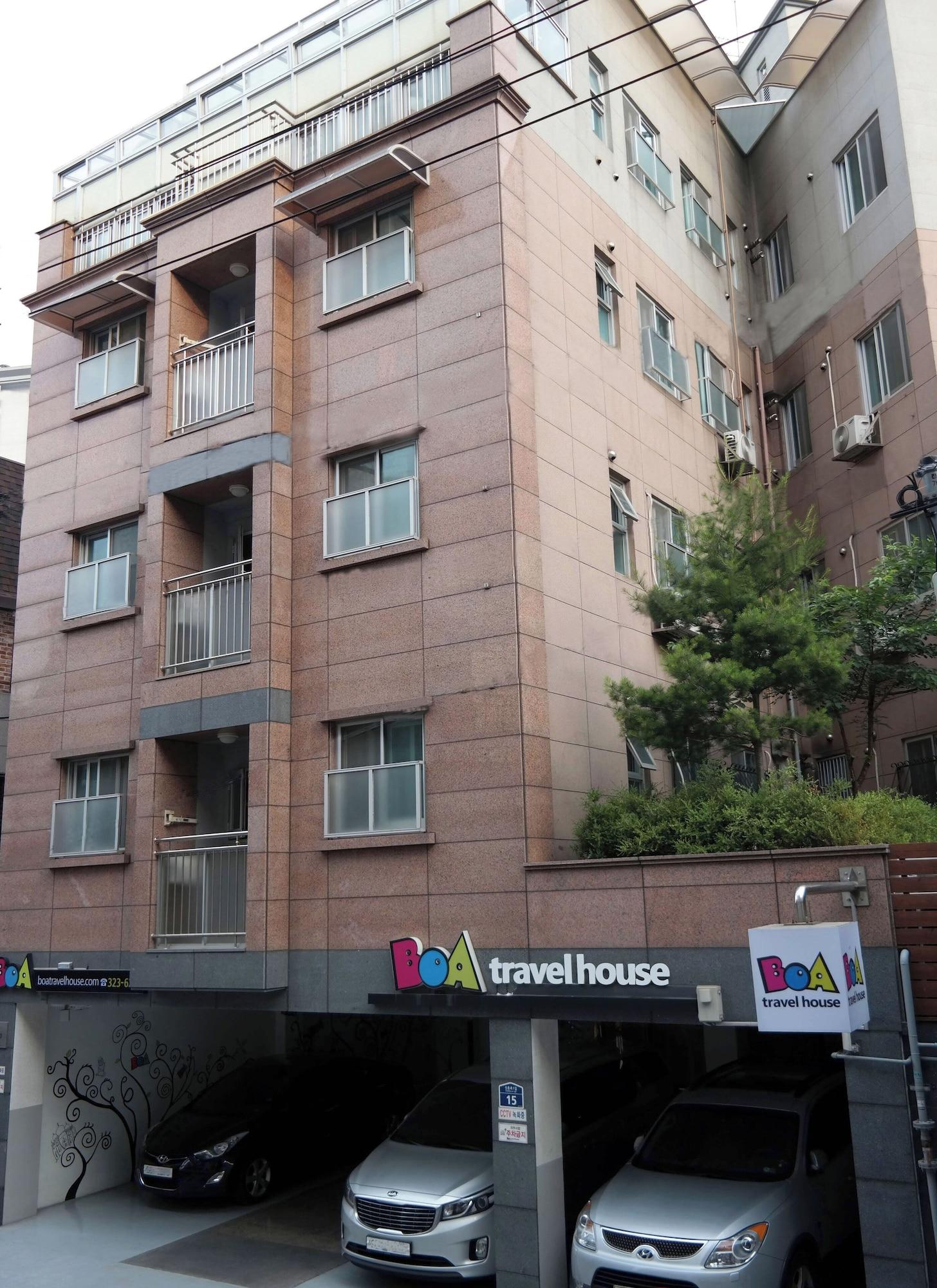 Varios BoA travel house