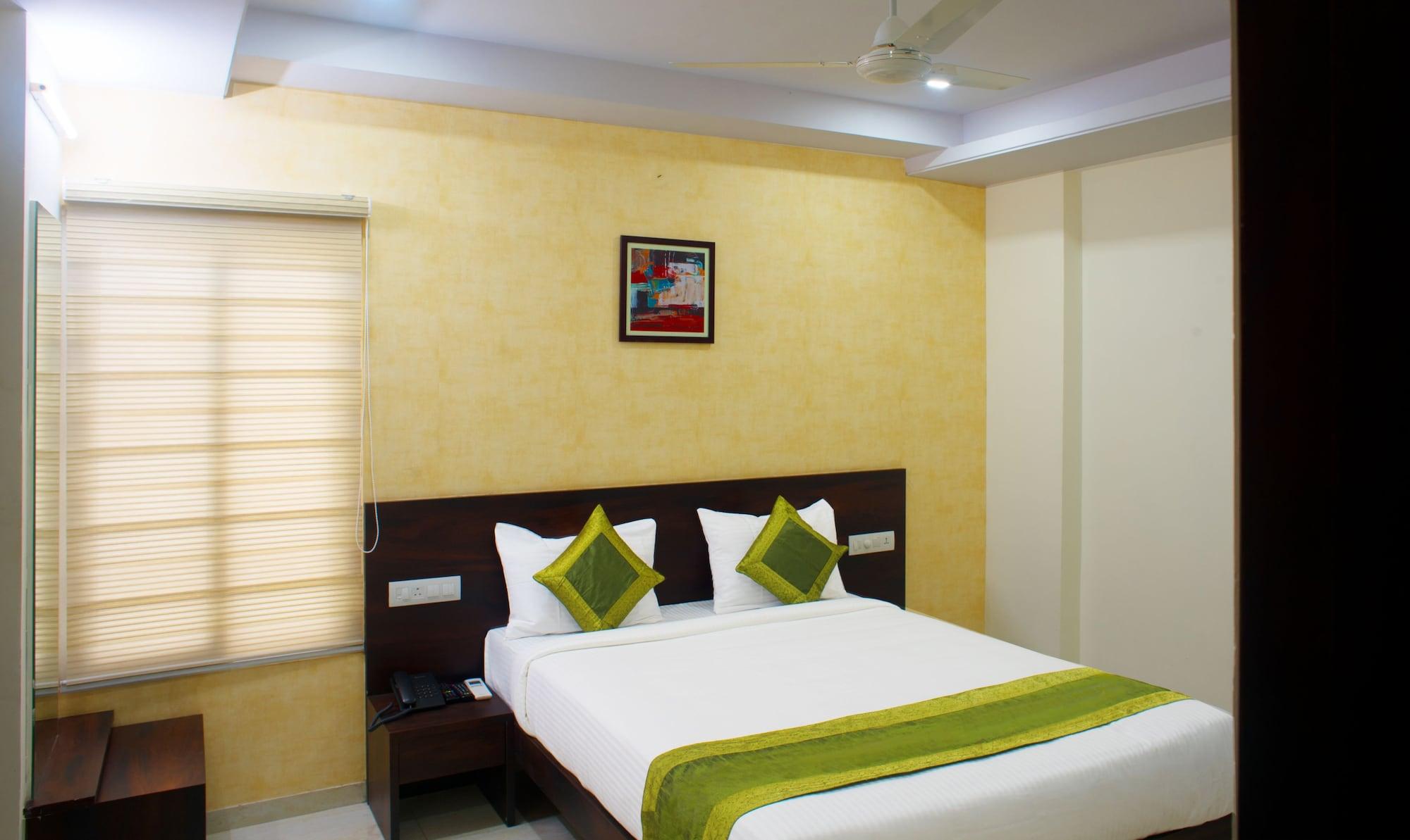 Varios Treebo Celeste