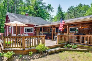 Alquiler Vacacional - Home w/ Outdoor Entertainment Area in Ashland!